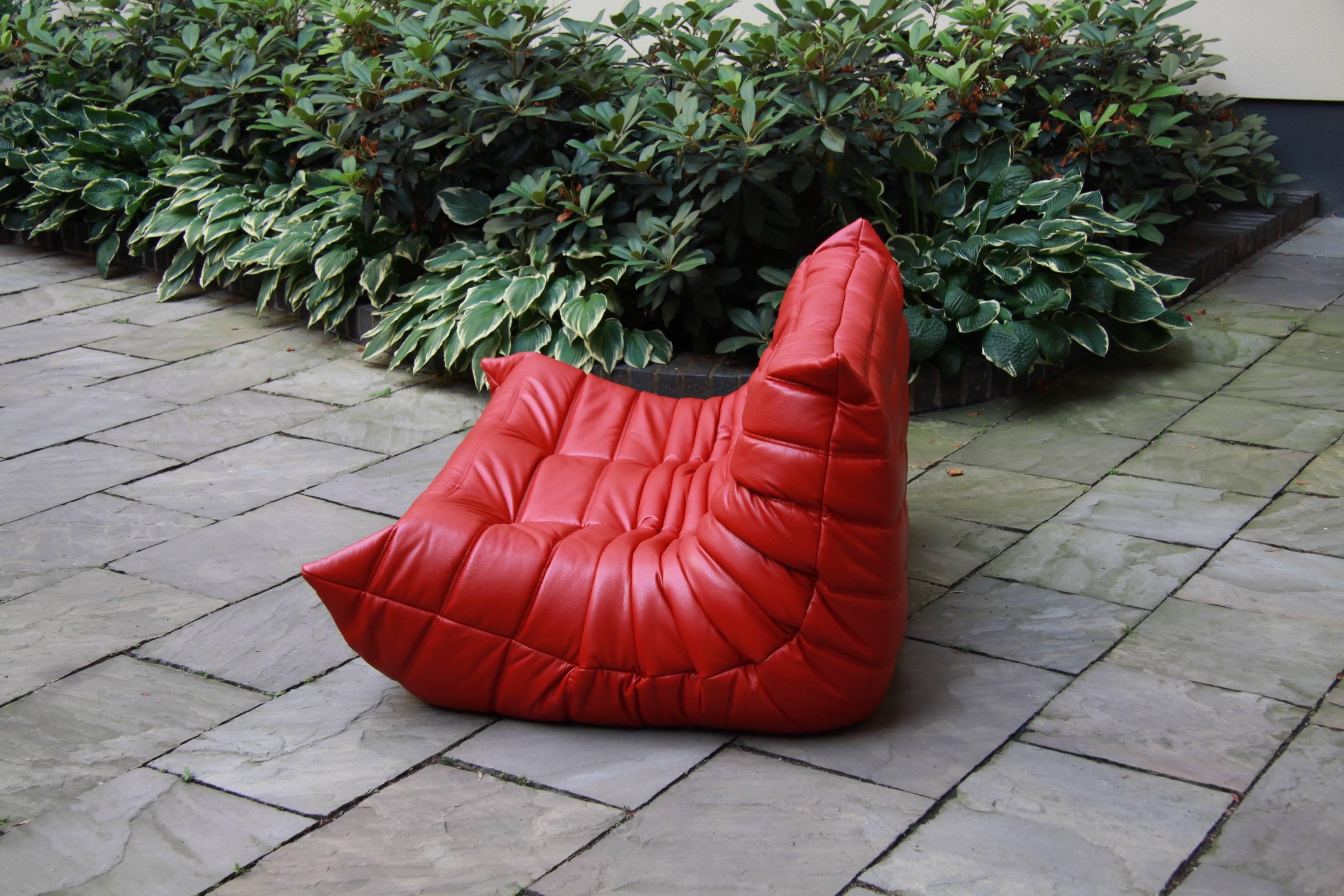 red togo sofa