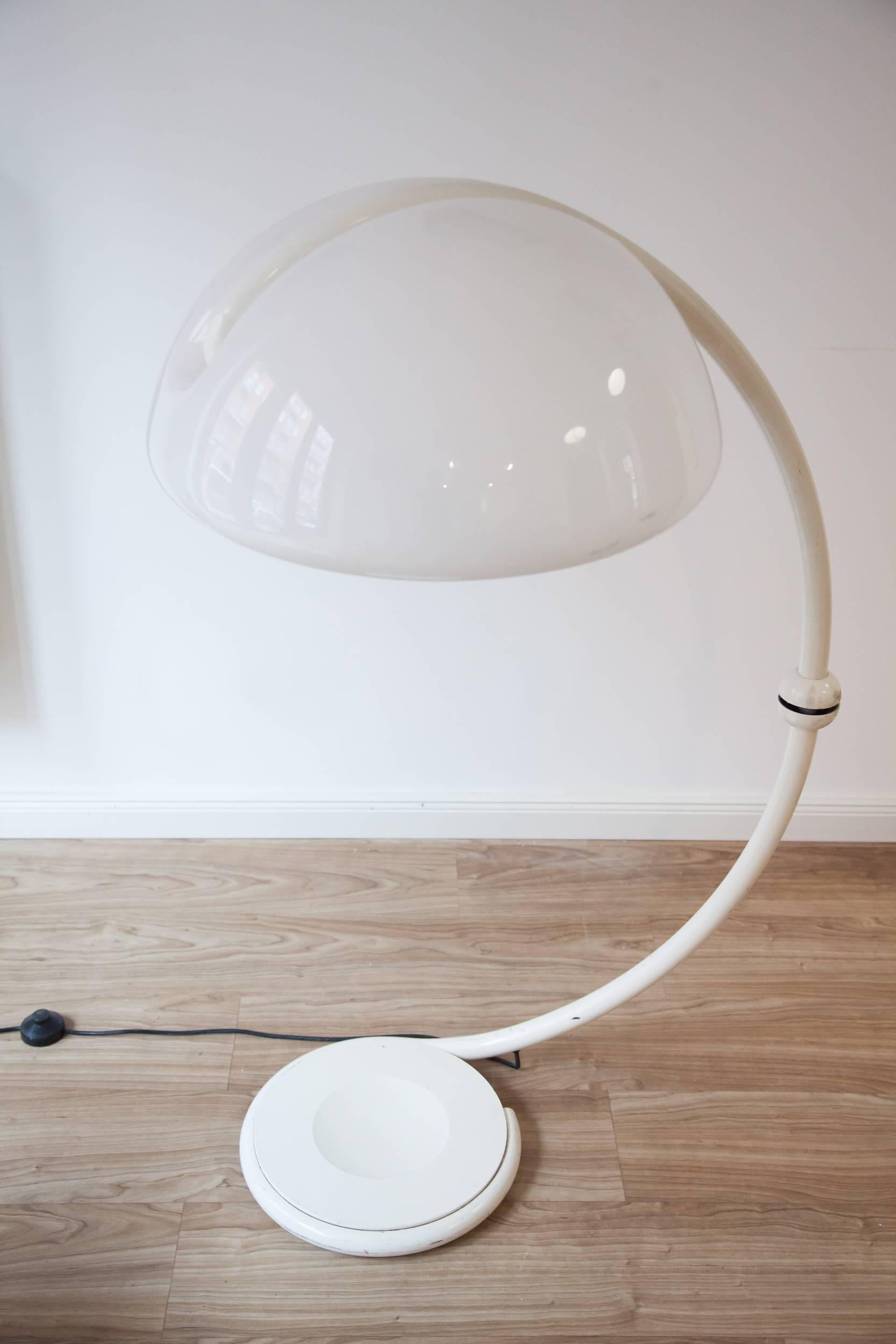 Mid-Century Modern Serpente Floor Lamp by Elio Martinelli for Martinelli Luce, 1971 For Sale