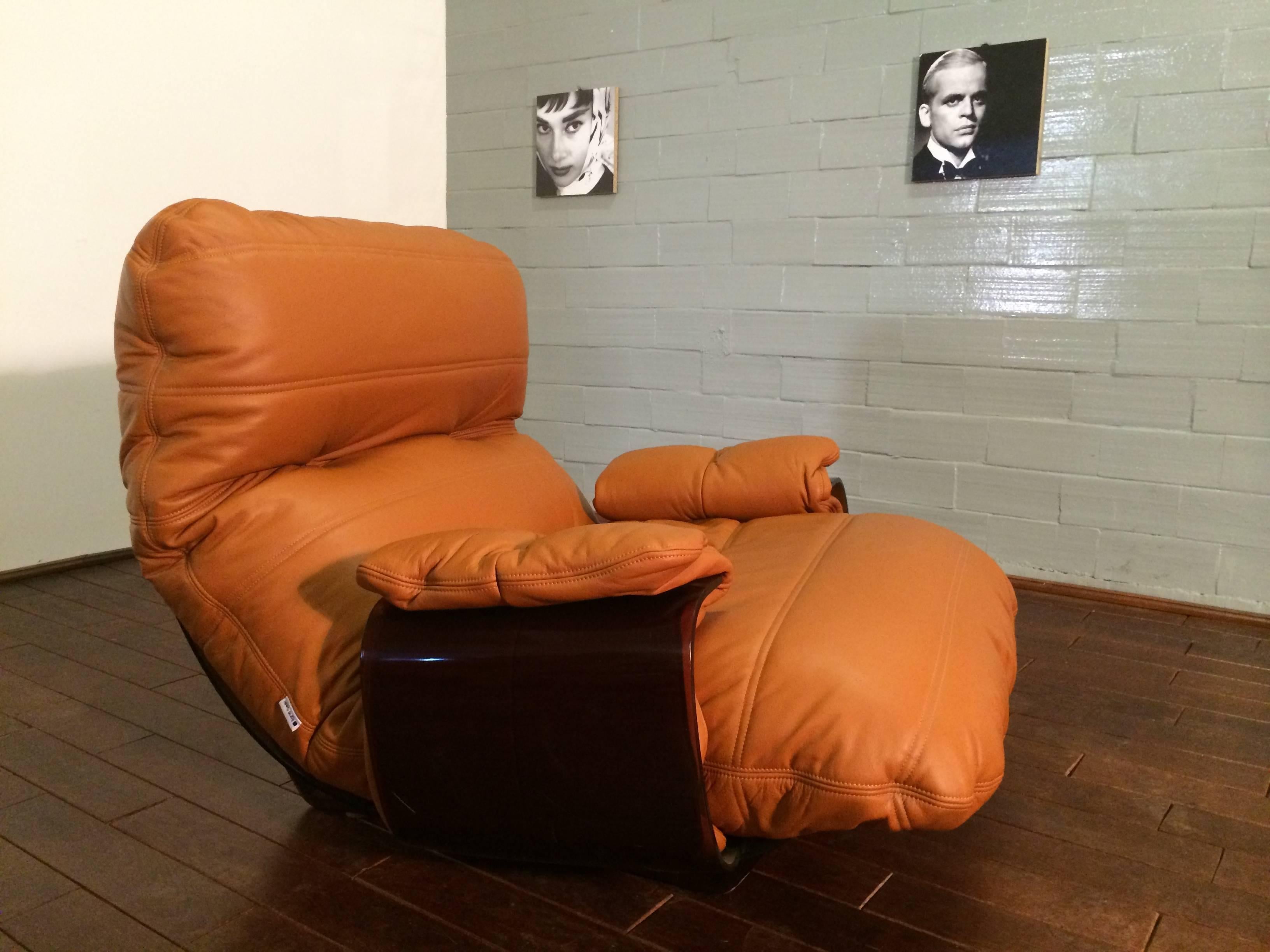 Cognac Leather Marsala Lounge Chair and Pouf by Michel Ducaroy for Ligne Roset For Sale 1