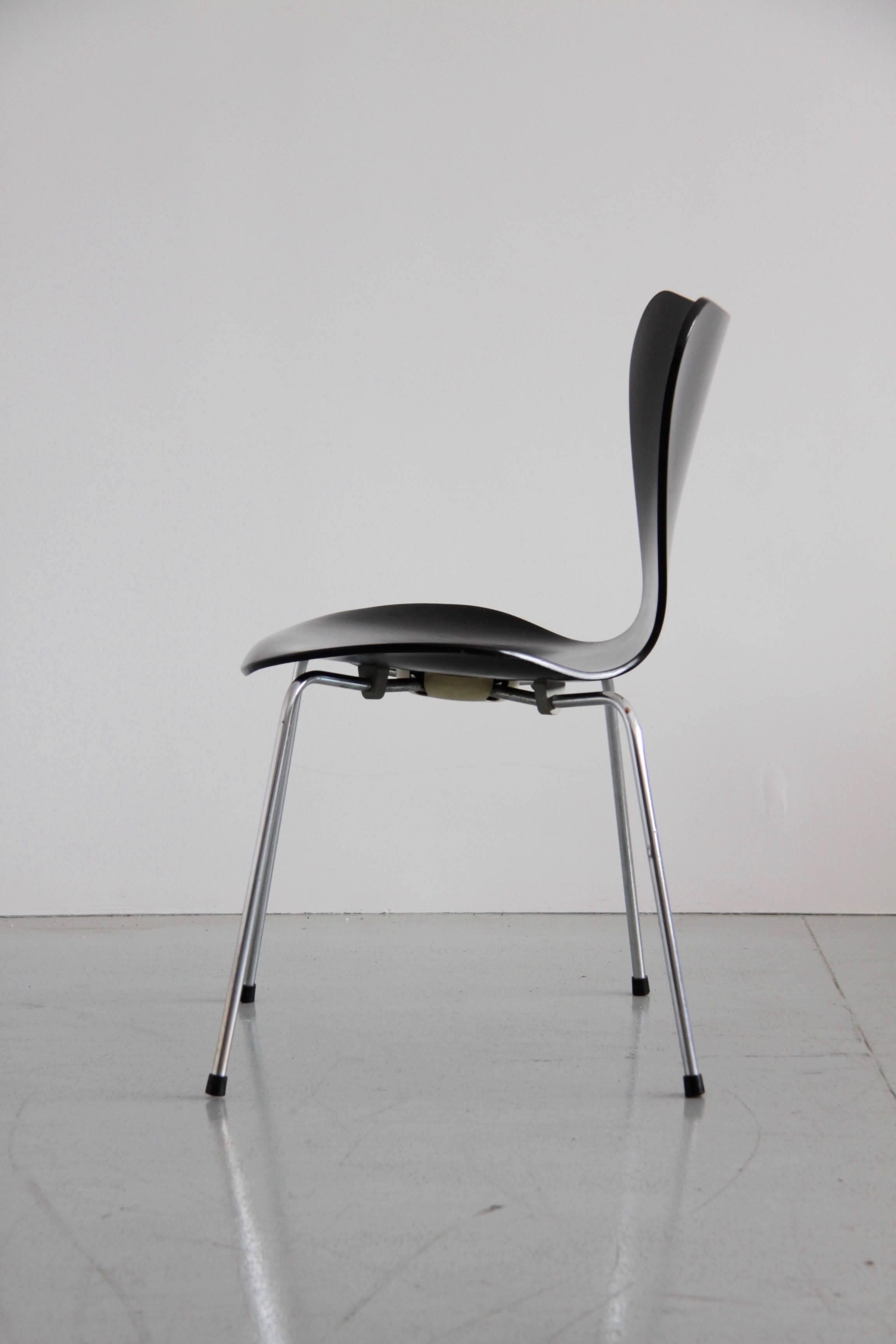 Danish 3107 Series Butterfly Chair by Arne Jacobsen for Fritz Hansen, 1968, Set of Ten