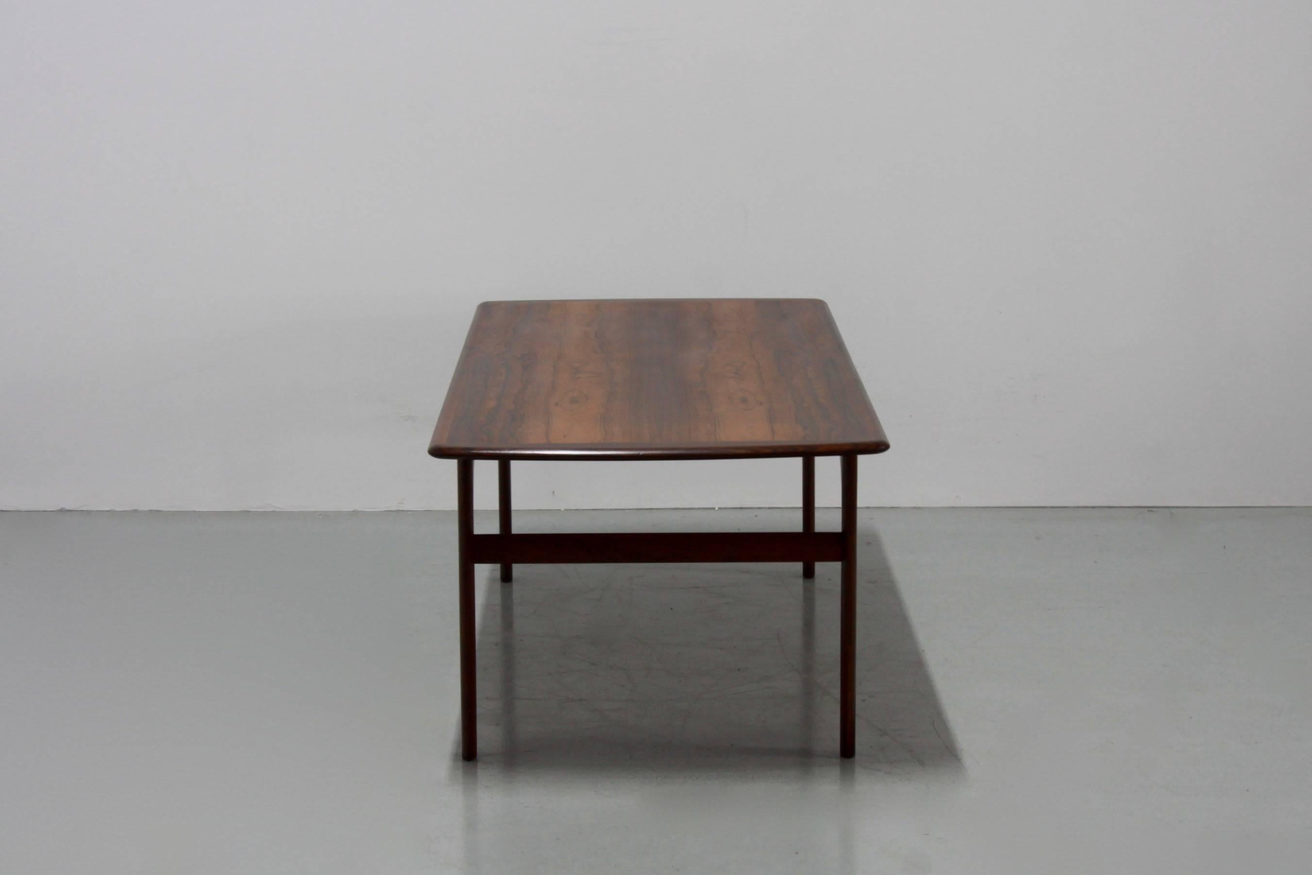 Mid-20th Century Vintage Coffee Table in Teak, circa 1969 For Sale