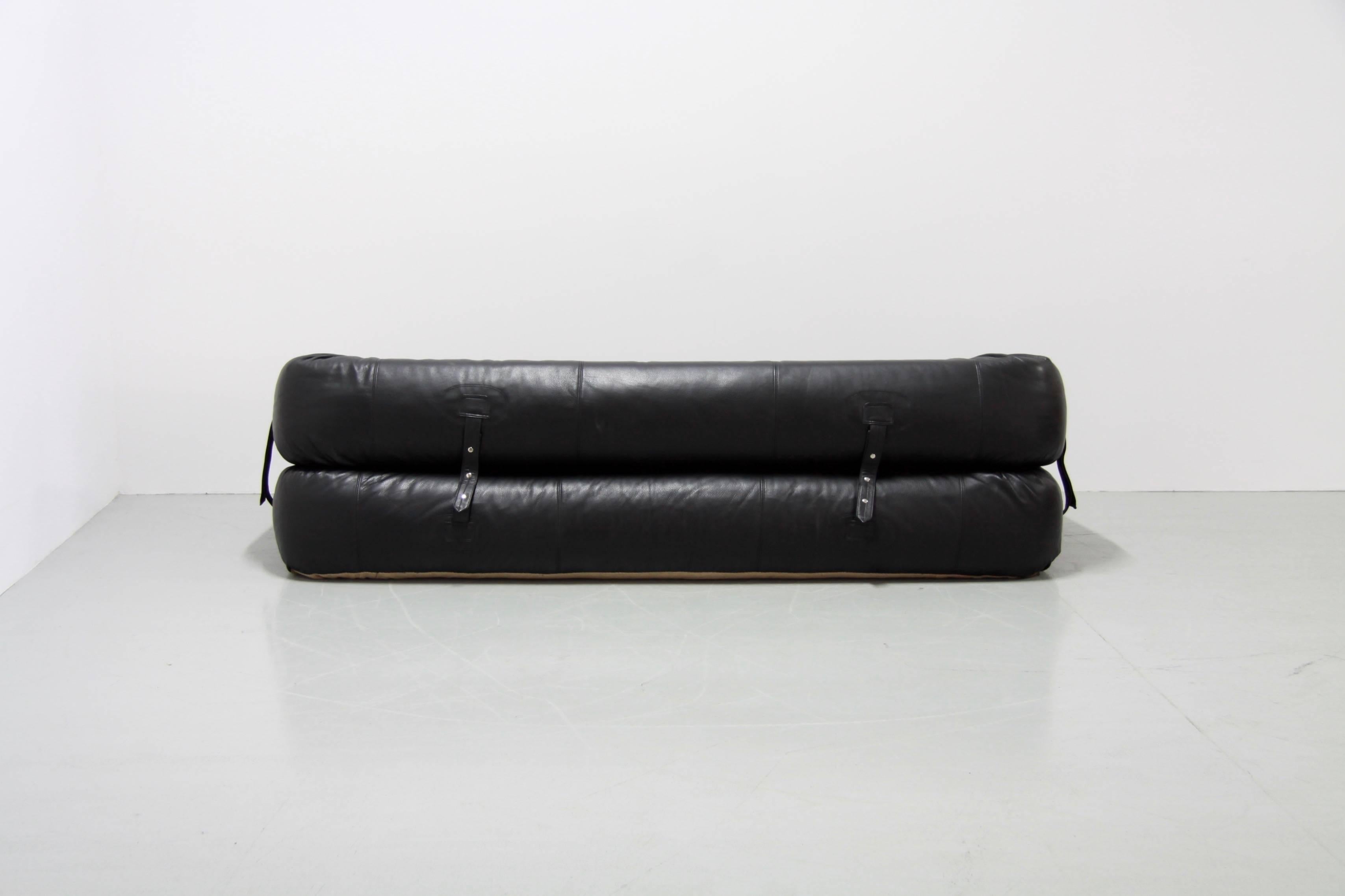 Anfibio Sofa Bed by Alessandro Becchi for Giovannetti Collezioni, 1971 In Excellent Condition For Sale In Berlin, DE