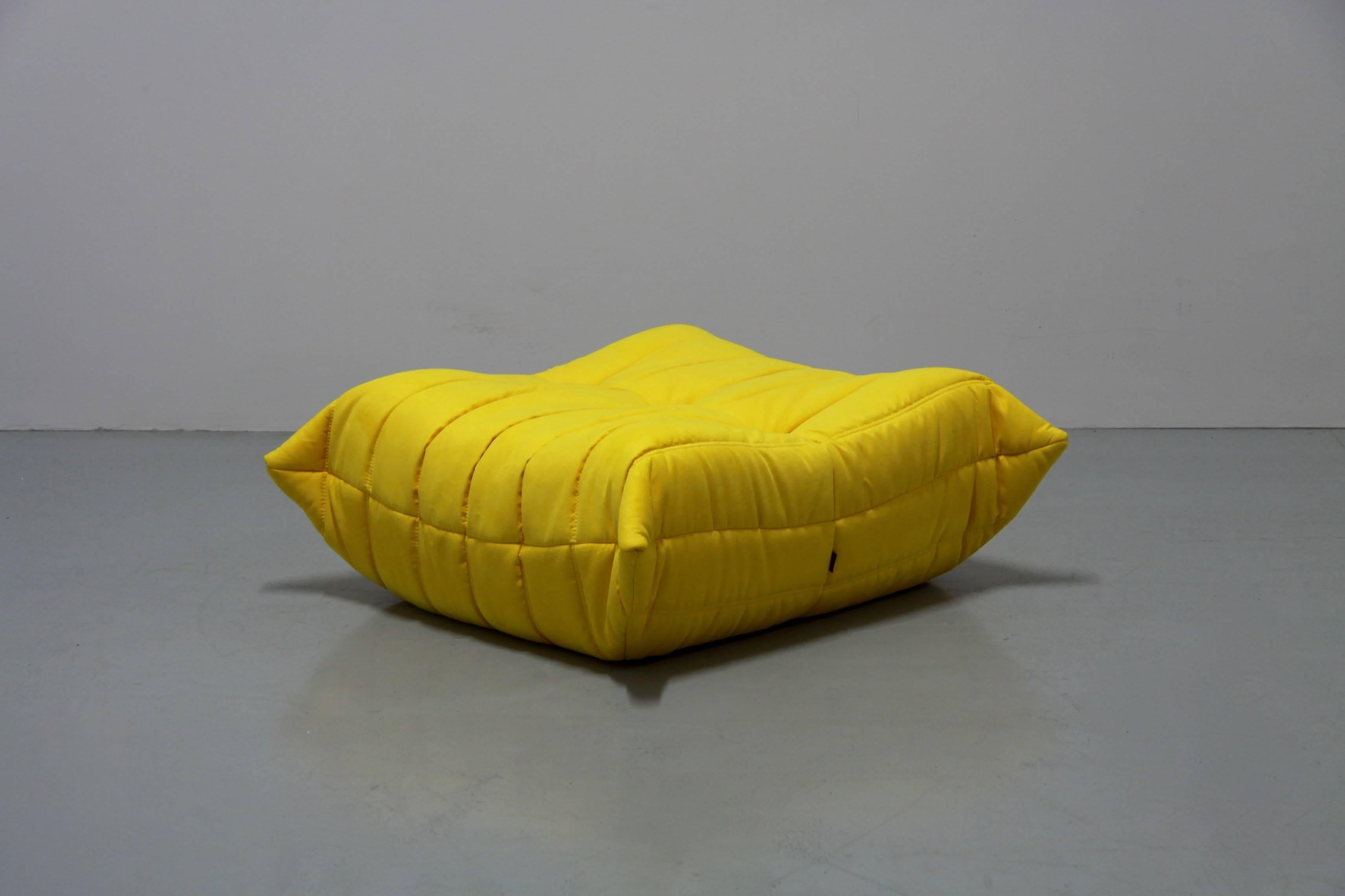 Vintage Yellow Microfibre Togo Sofa Set by Michel Ducaroy for Ligne Roset, 1970s 3