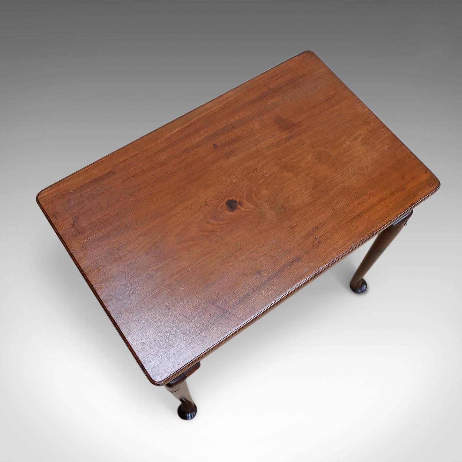 Antique Side Table, Early Georgian, Walnut, circa 1750 In Good Condition In Hele, Devon, GB