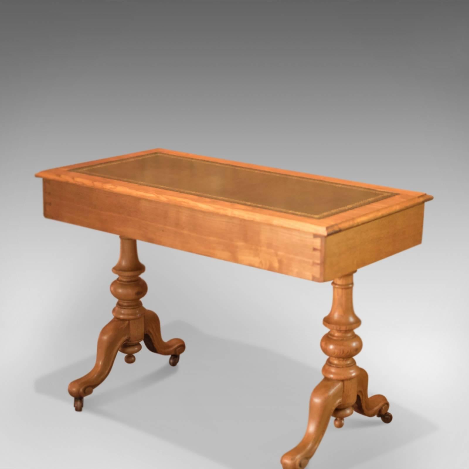 19th Century Victorian Ash Writing Table, circa 1870 In Good Condition In Hele, Devon, GB