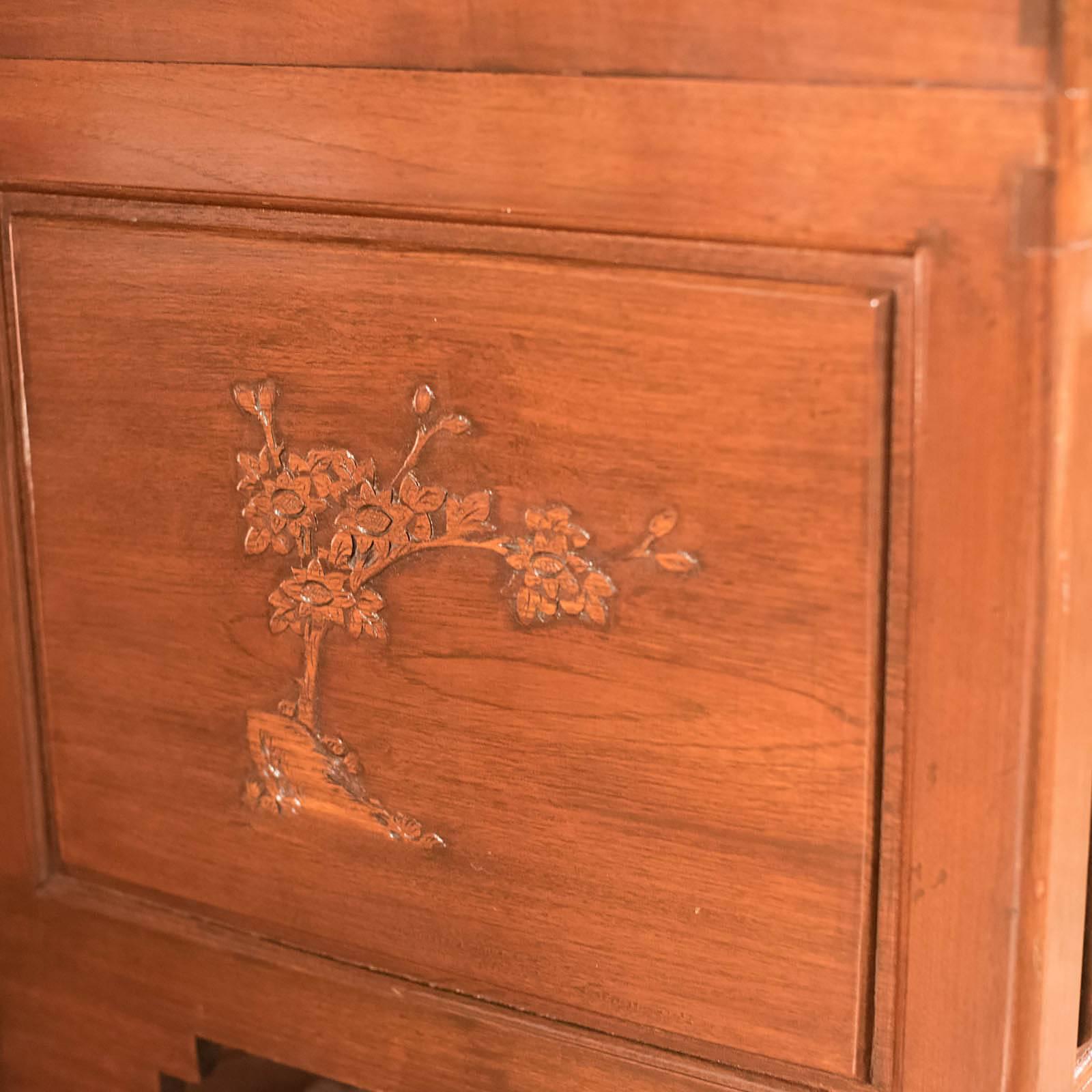 Mid-Century Camphor Wood Chest In Good Condition In Hele, Devon, GB