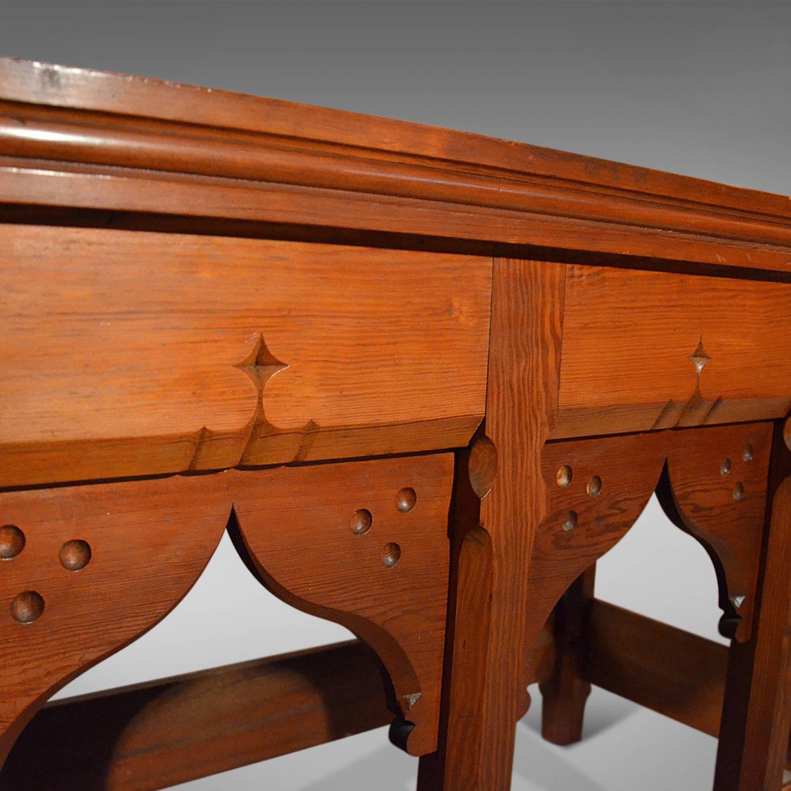 Arts and Crafts Antique Serving Table, circa 1880 2