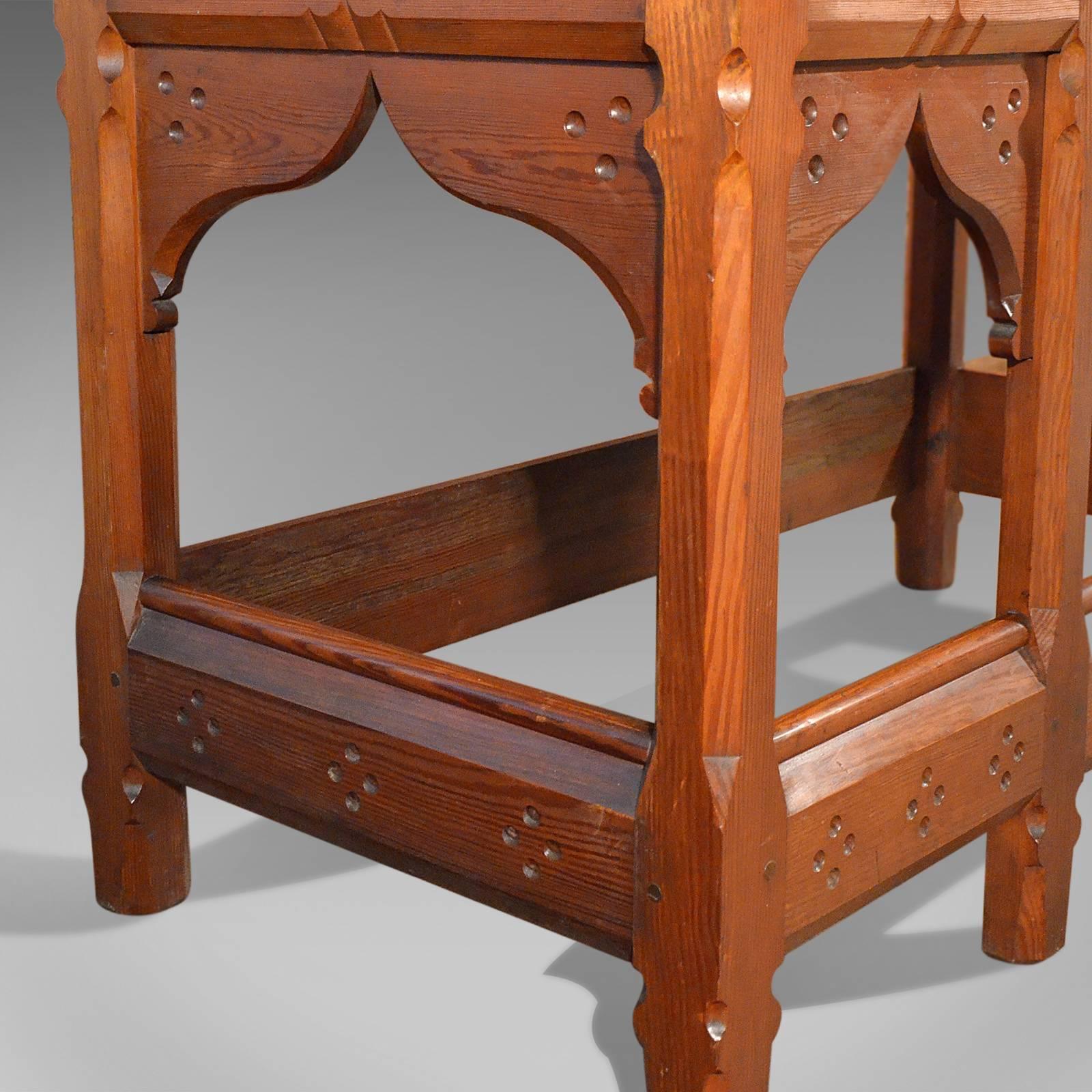 British Arts and Crafts Antique Serving Table, circa 1880