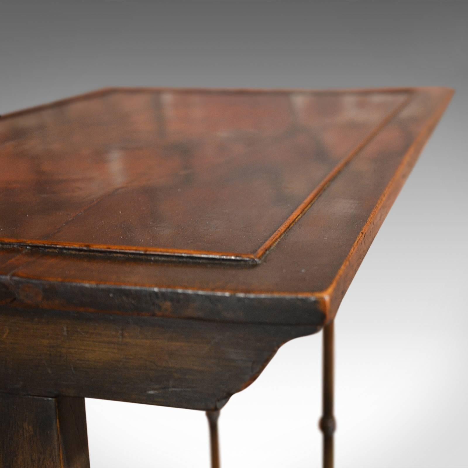 19th Century Antique Nest of Tables in Walnut, Late Victorian