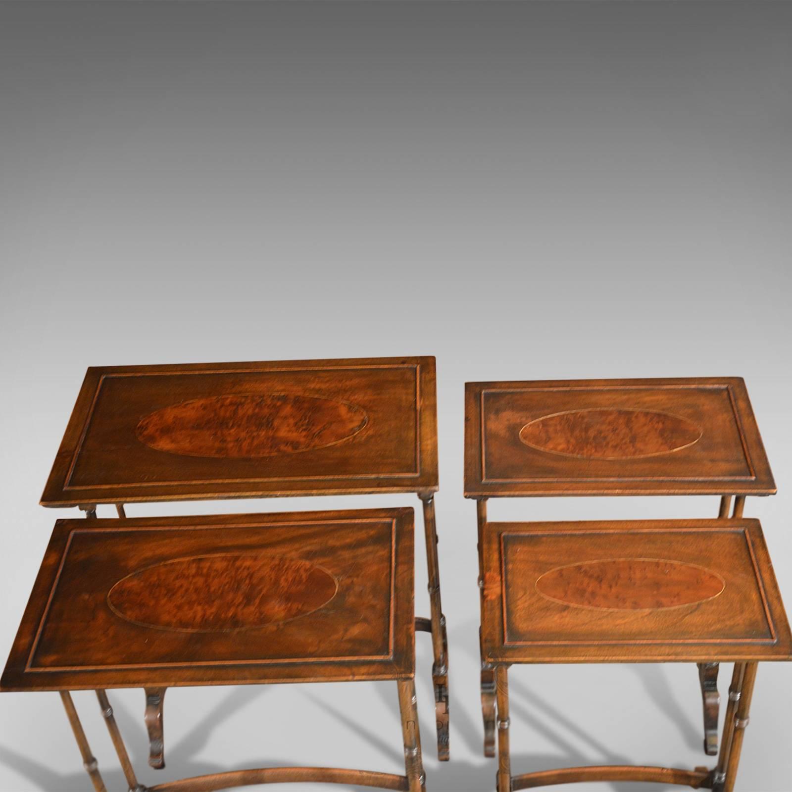 British Antique Nest of Tables in Walnut, Late Victorian