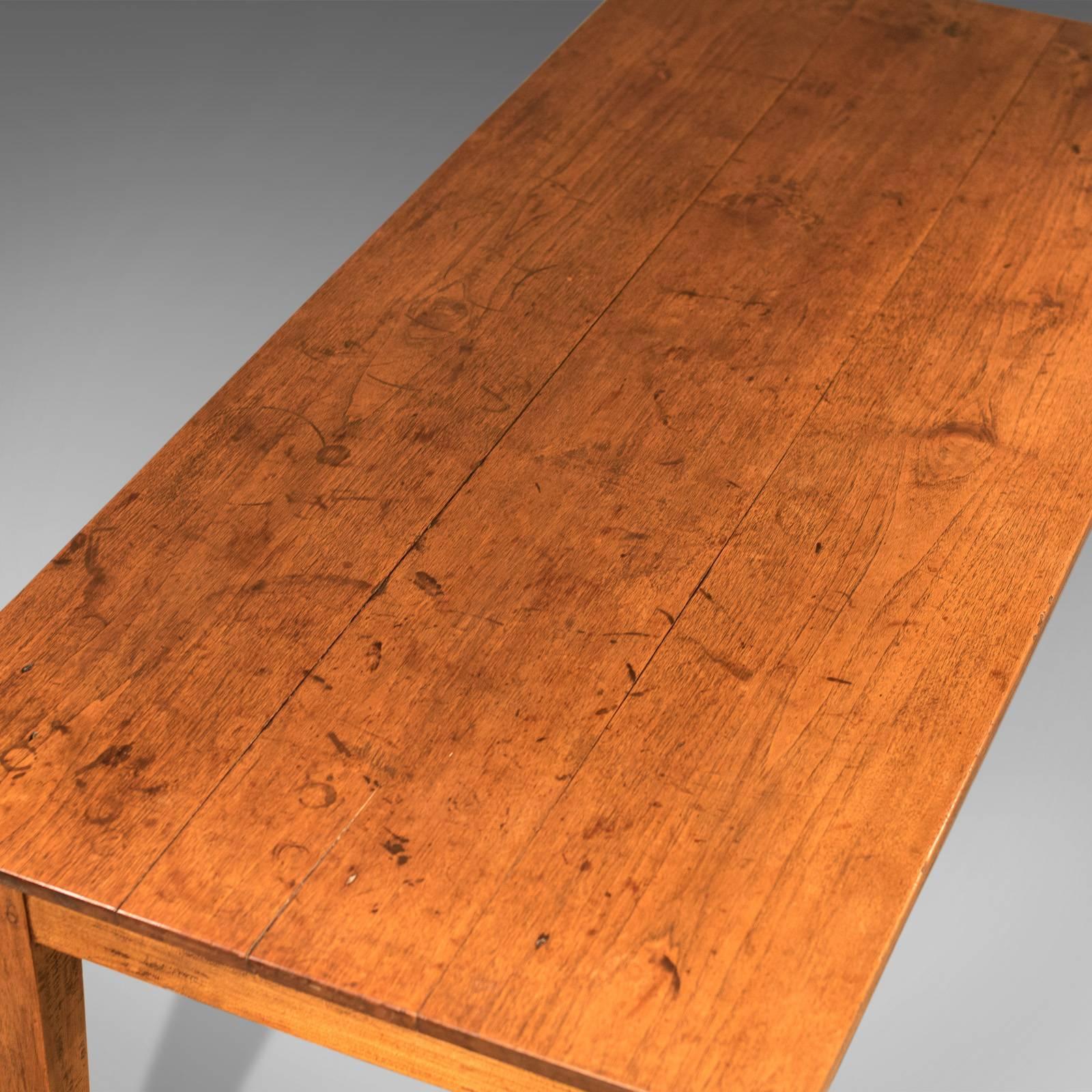 Oak Antique Dining Table, 19th Century French Country Kitchen