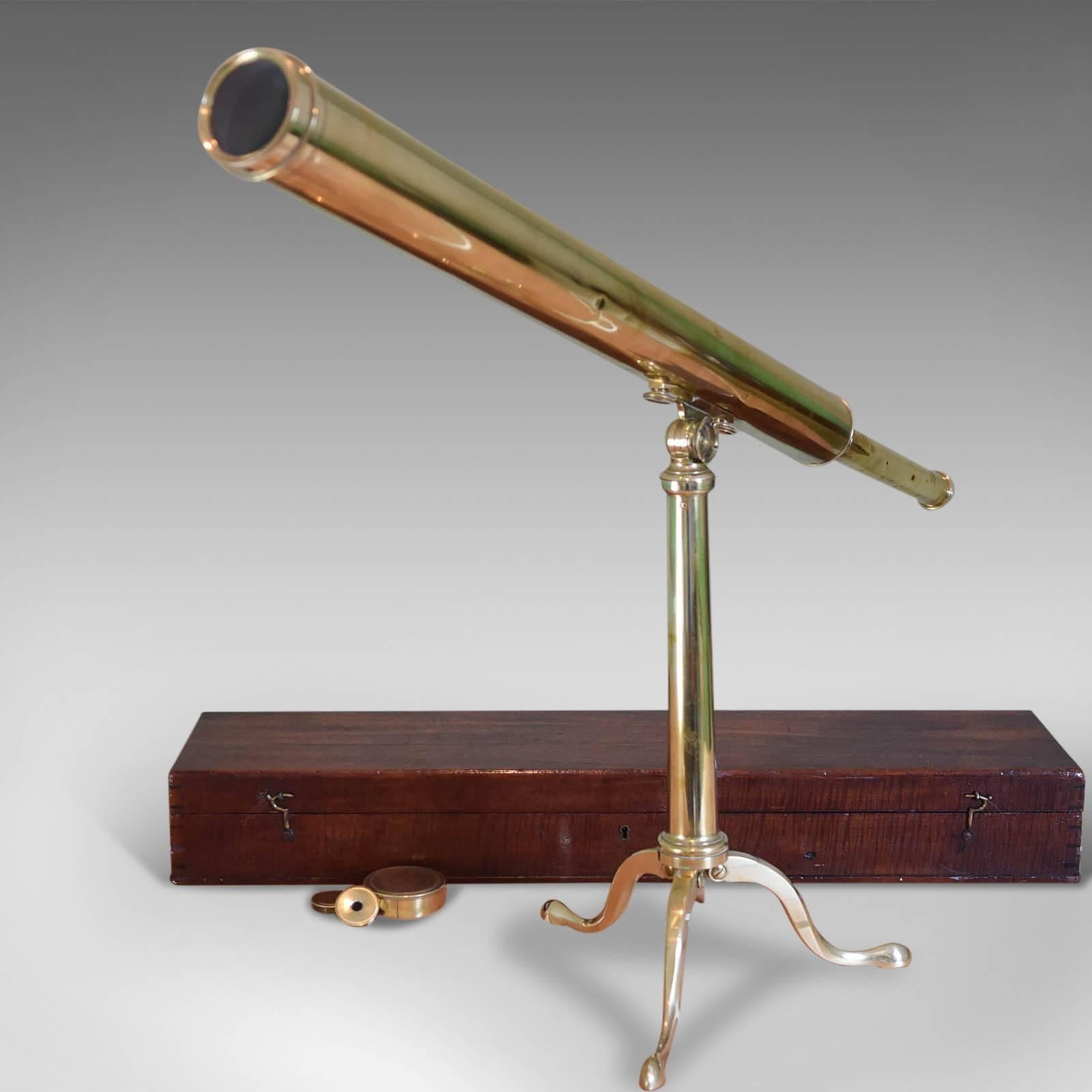Our Stock # R0667

This is an antique telescope in mahogany case dating to circa 1800 by renowned optical instrument maker Dollond.

Clear sharp optics with 2
