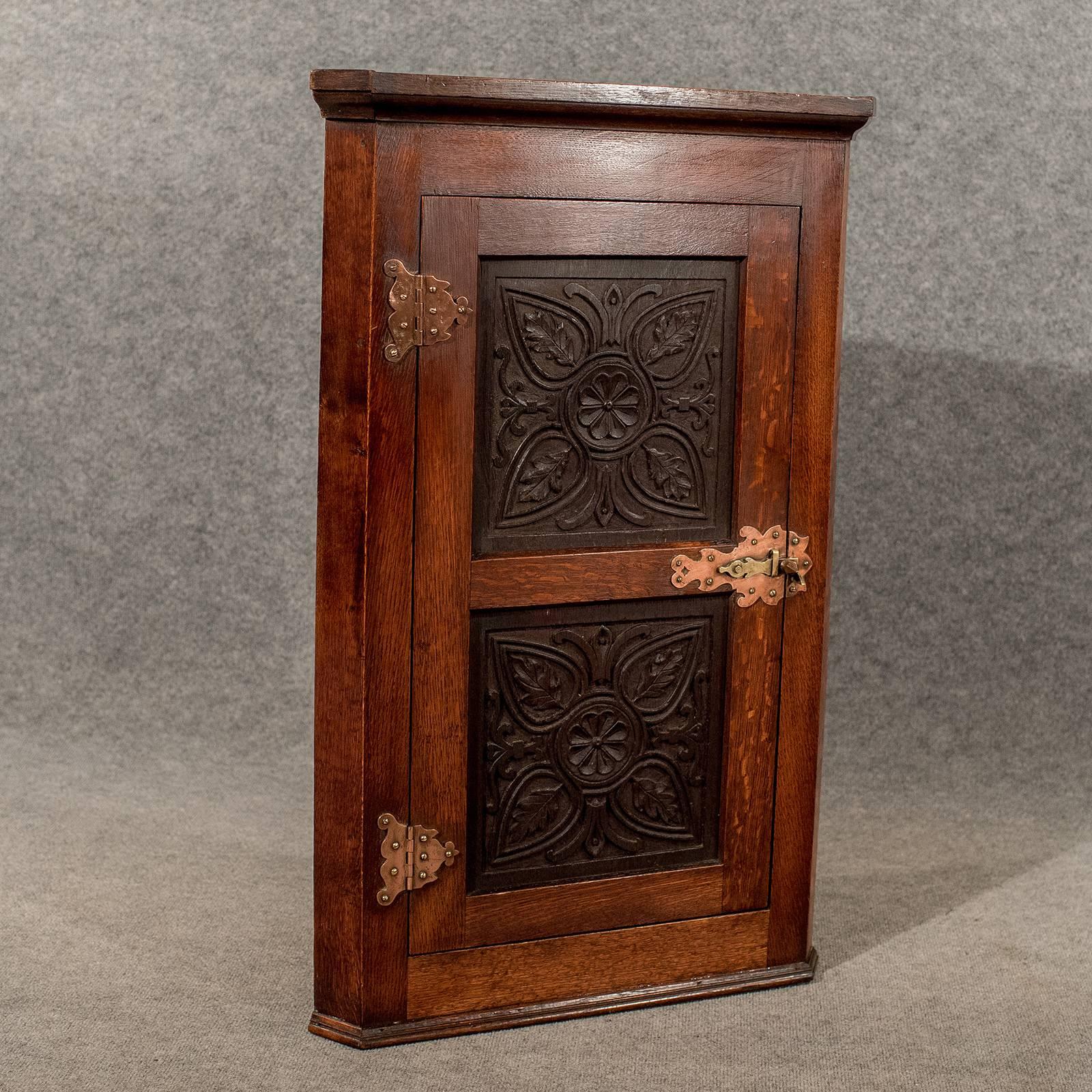 Oak Carved Corner Cabinet Cupboard Arts & Crafts Copper Hinging, circa 1900 3
