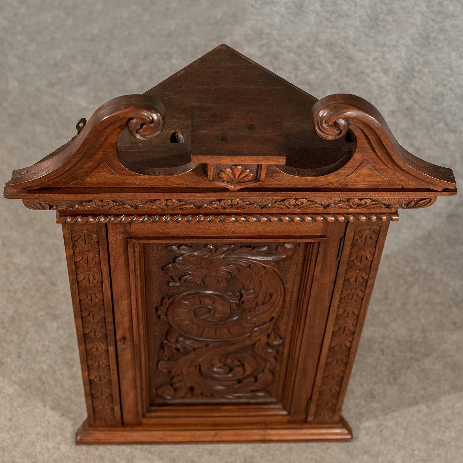 Walnut Carved Corner Cabinet Cupboard Quality Edwardian Oriental, circa 1910 1