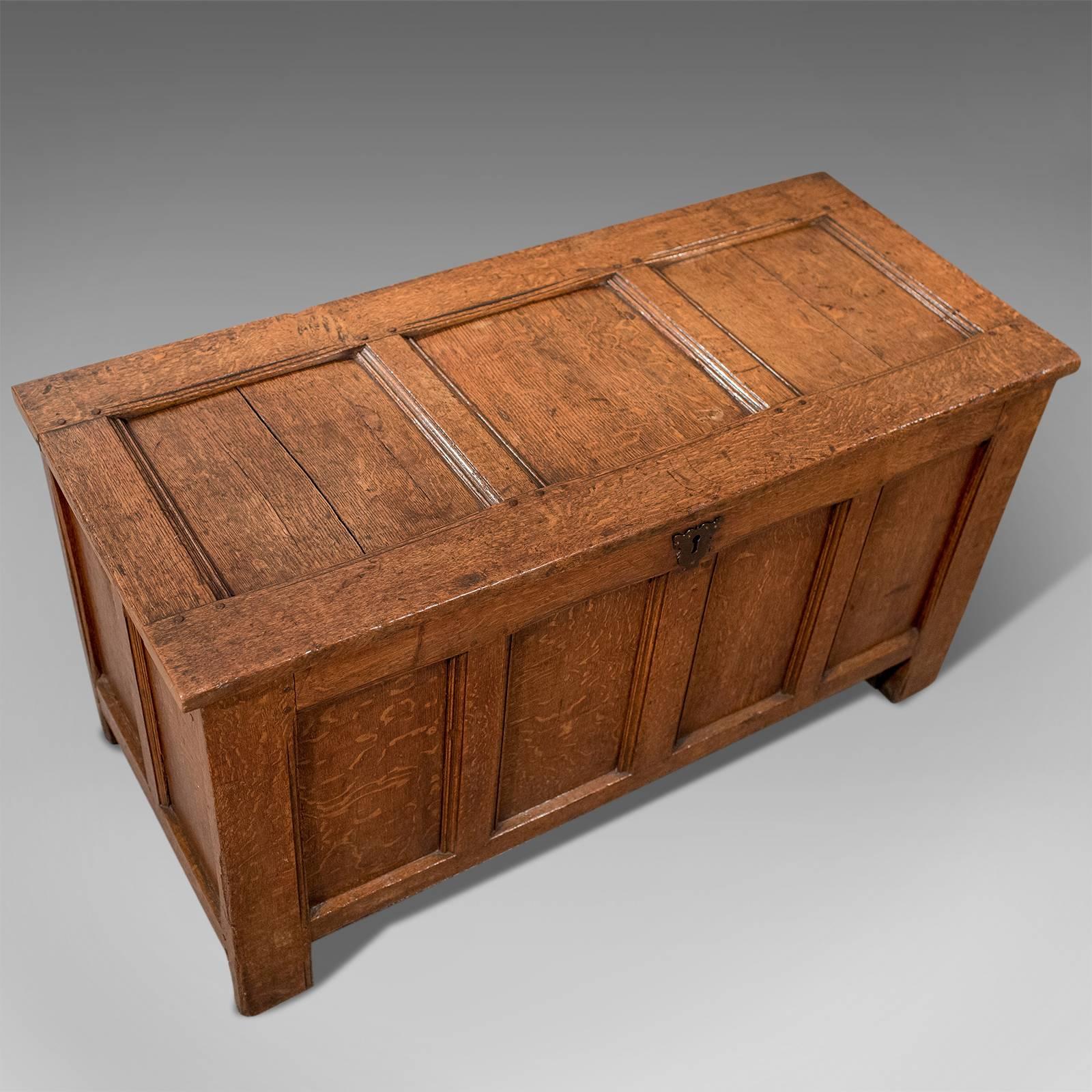 George II Antique Oak English Coffer Storage Chest Trunk Quality Georgian, circa 1750