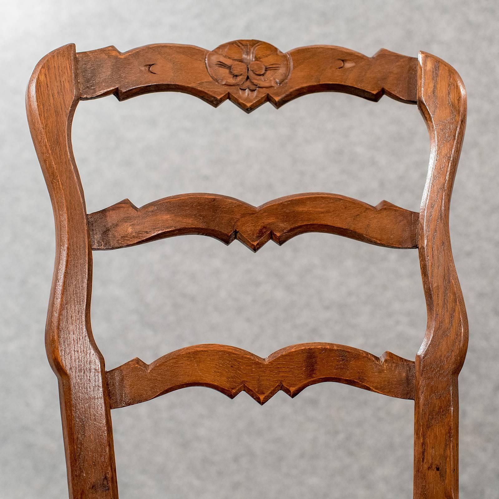 French Oak Country Kitchen Dining Chairs Set of Six Rush Seats, circa 1900 5
