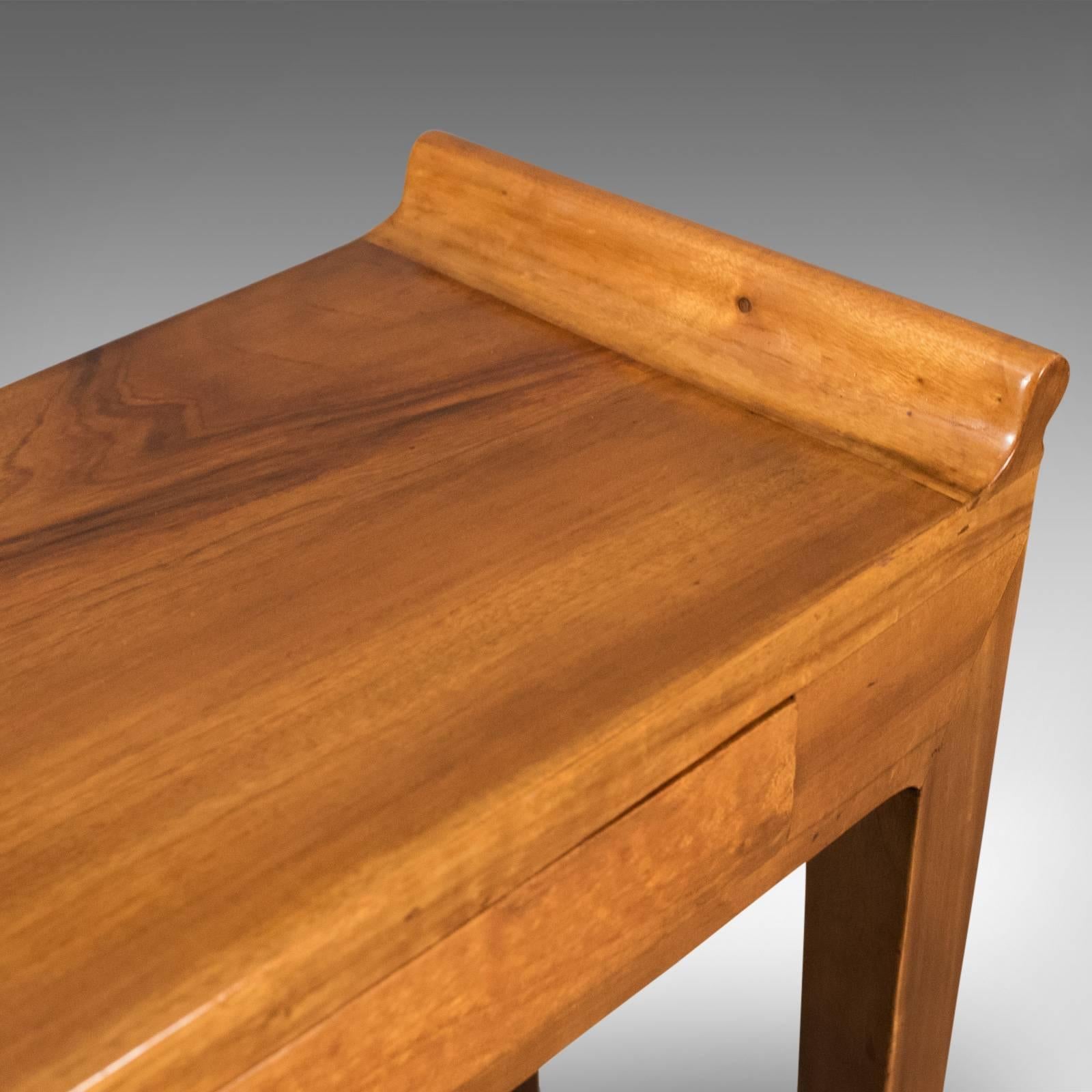 Midcentury Hall Console Table, Oriental Alter Table in Cherry In Excellent Condition In Hele, Devon, GB