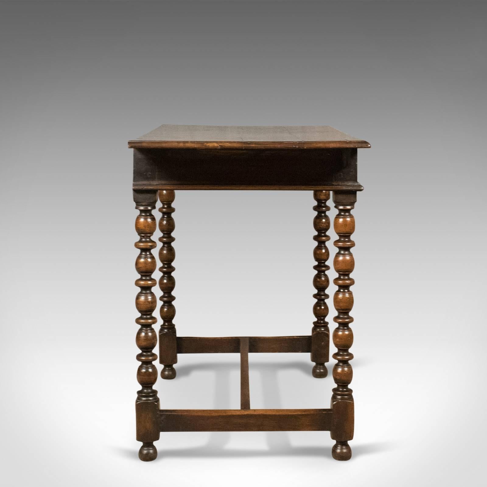 Georgian Antique Side Table, English, Oak, circa 1780 In Good Condition In Hele, Devon, GB