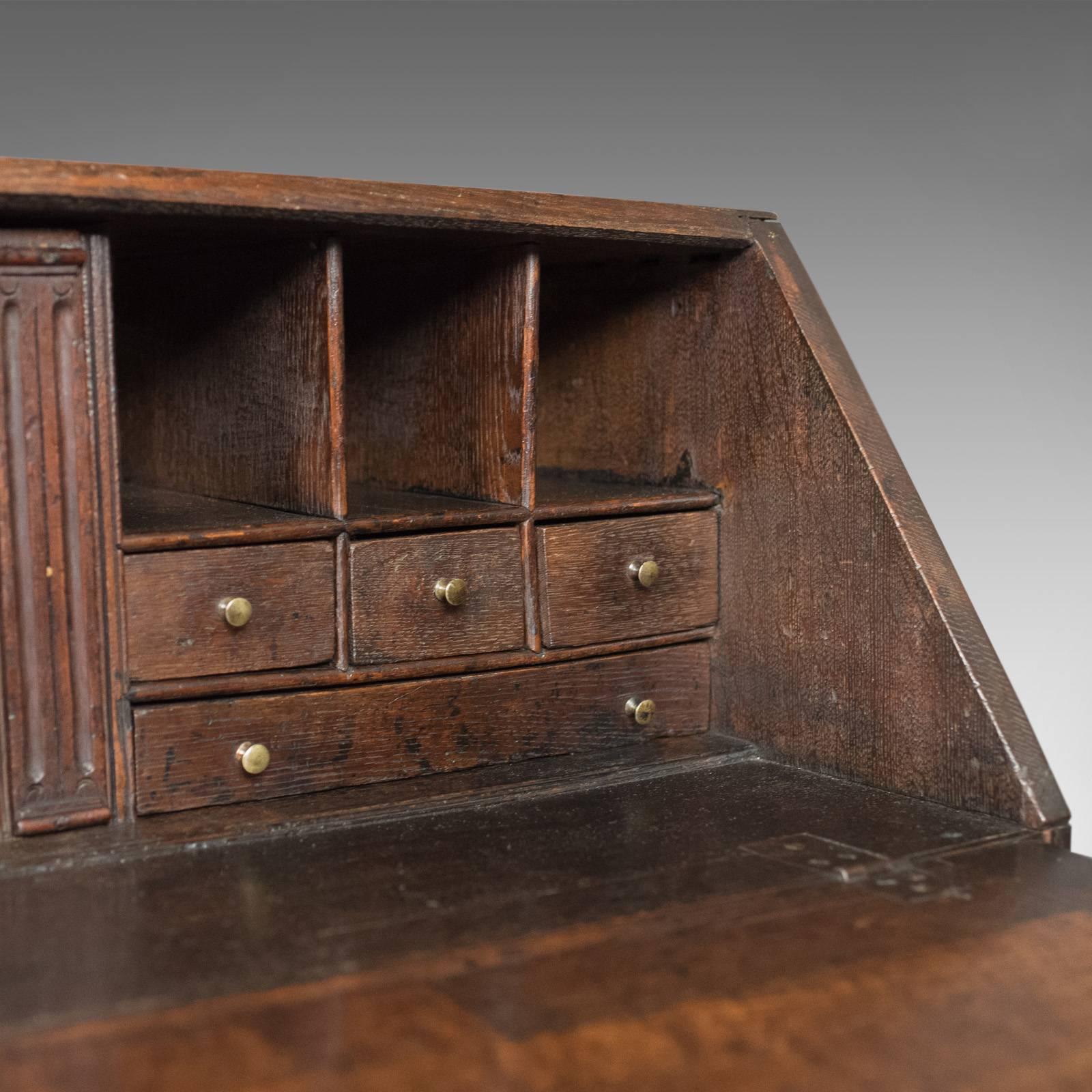 Georgian Antique Bureau, English Oak Writing Desk, circa 1800 In Good Condition In Hele, Devon, GB