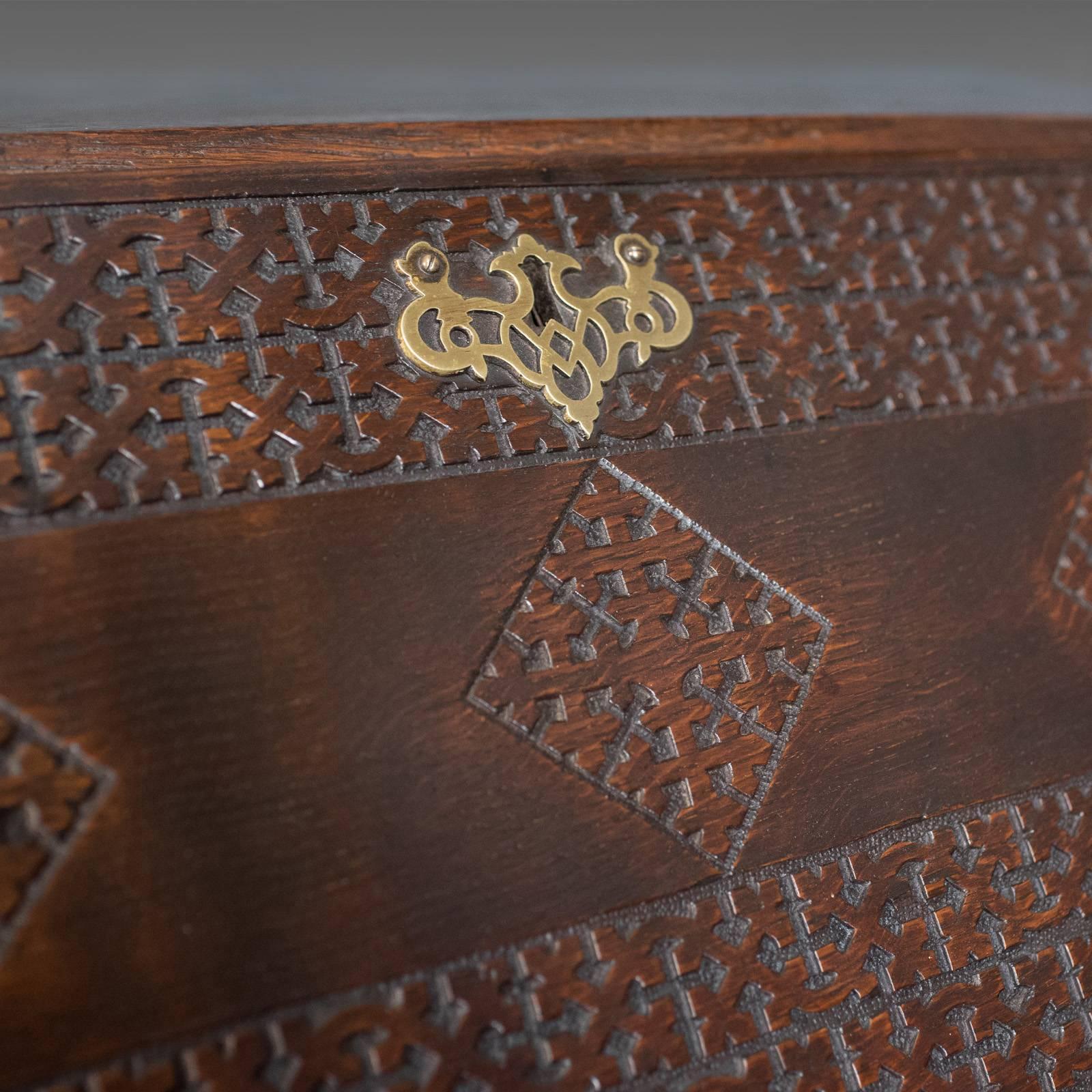 Georgian Antique Bureau, English Oak Writing Desk, circa 1800 3