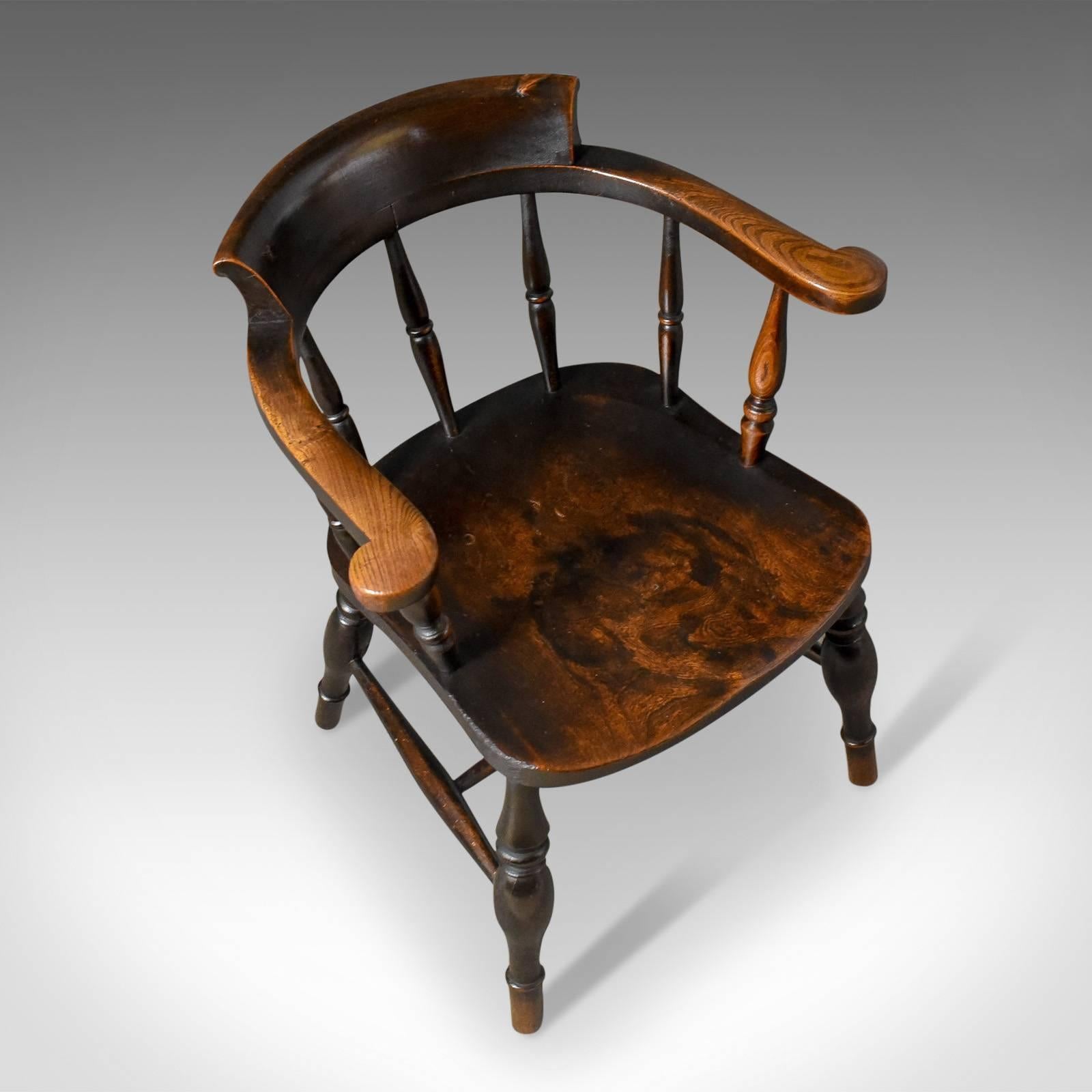 Antique Bow-Back Chair, English Victorian Elm Windsor, circa 1870 1