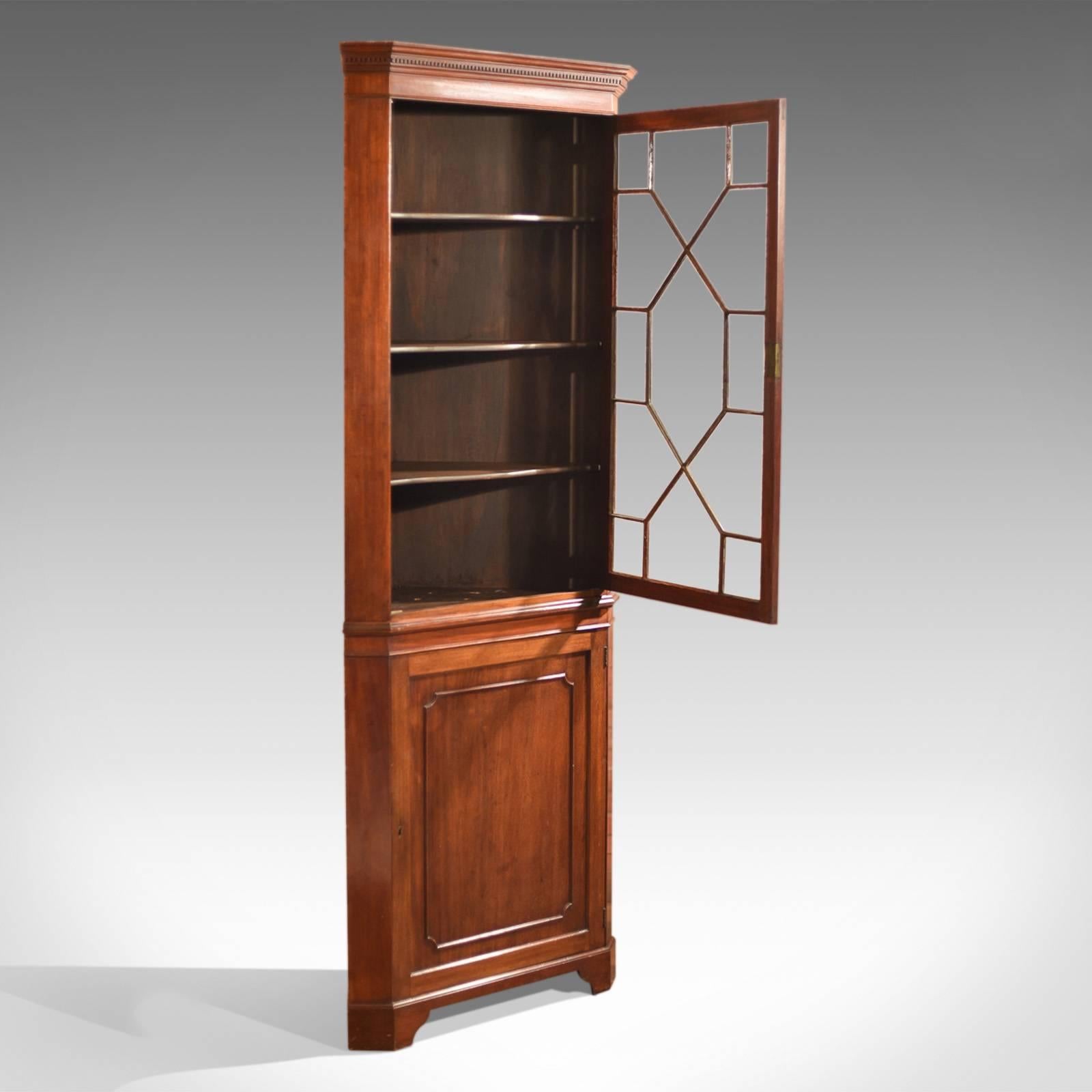 Georgian Edwardian Tall Glazed Antique Corner Cabinet, circa 1910