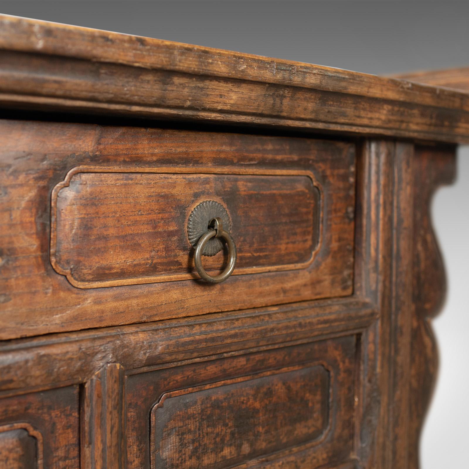 Midcentury Chinese Elm Low Cabinet-Seat, Broad Bench, Storage, 20th Century In Good Condition In Hele, Devon, GB