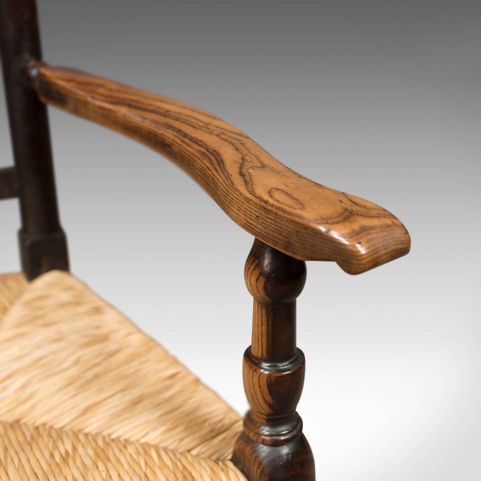 Antique Elbow Chair, Victorian Lancashire Spindle Back Dining, circa 1870 In Good Condition In Hele, Devon, GB