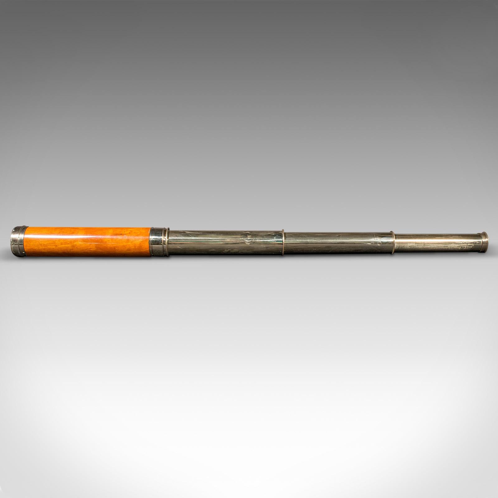 Antique Three-Draw Telescope, English, Walnut, Brass, Navigation, Georgian, 1790 In Good Condition For Sale In Hele, Devon, GB