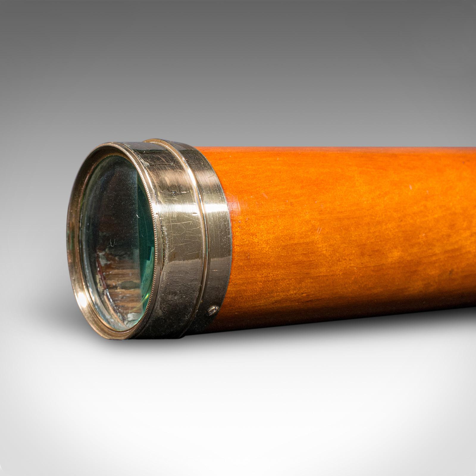 Antique Three-Draw Telescope, English, Walnut, Brass, Navigation, Georgian, 1790 For Sale 1