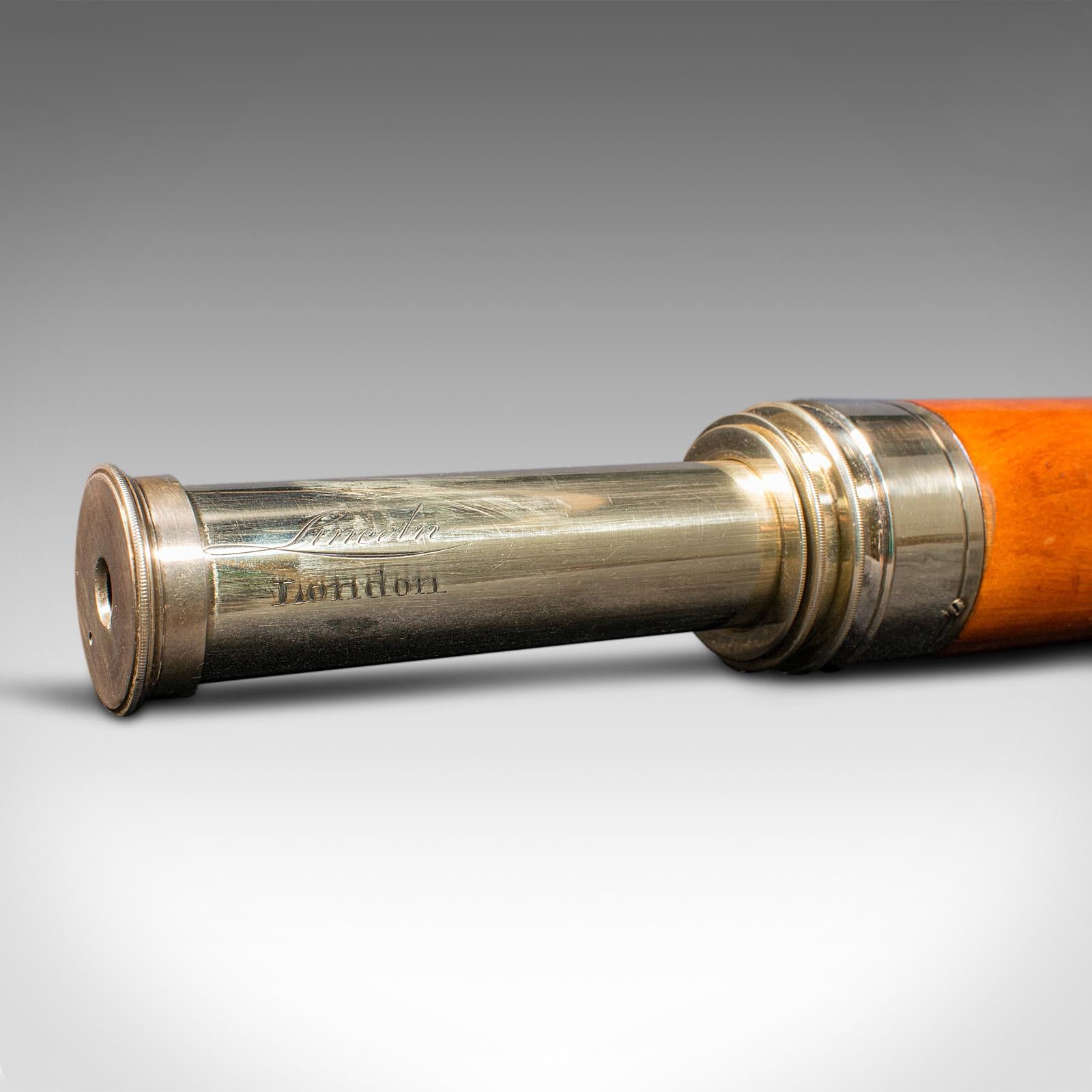 Antique Three-Draw Telescope, English, Walnut, Brass, Navigation, Georgian, 1790 For Sale 3
