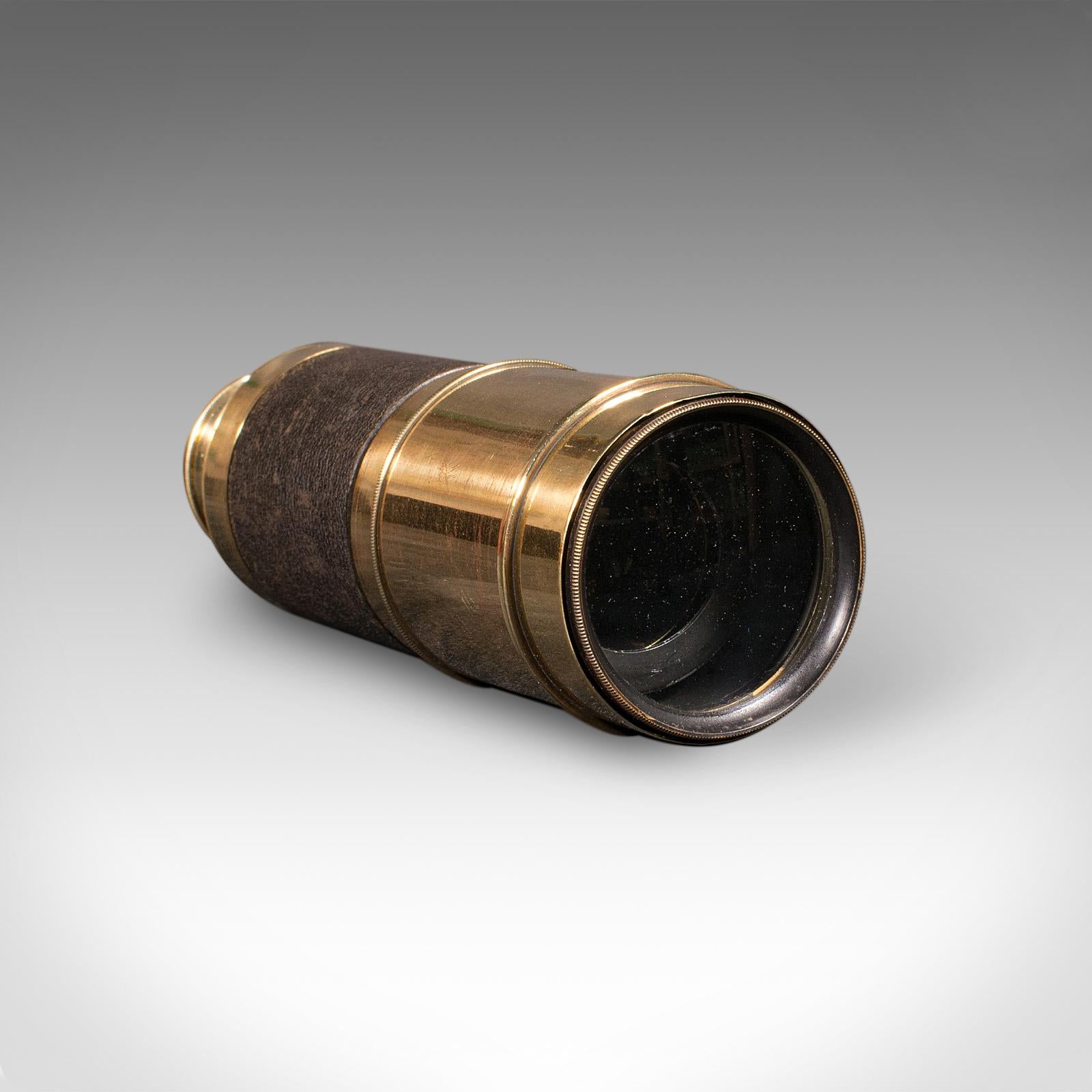 Télescope ancien, anglais, à 6 tiroirs, en laiton, en cuir, terrestre, victorien, 1860 Bon état - En vente à Hele, Devon, GB
