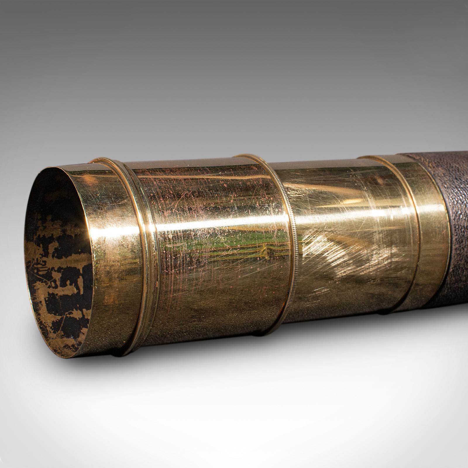 Laiton Télescope ancien, anglais, à 6 tiroirs, en laiton, en cuir, terrestre, victorien, 1860 en vente
