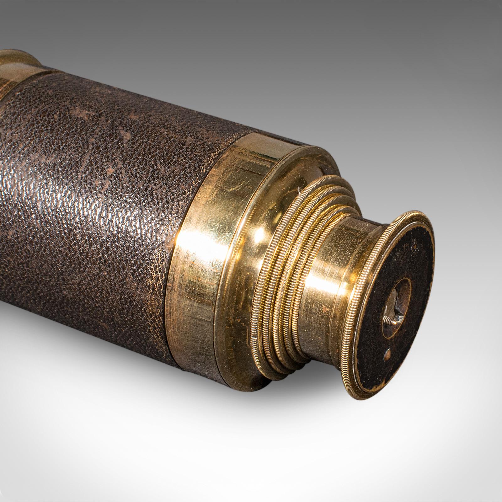 Télescope ancien, anglais, à 6 tiroirs, en laiton, en cuir, terrestre, victorien, 1860 en vente 3