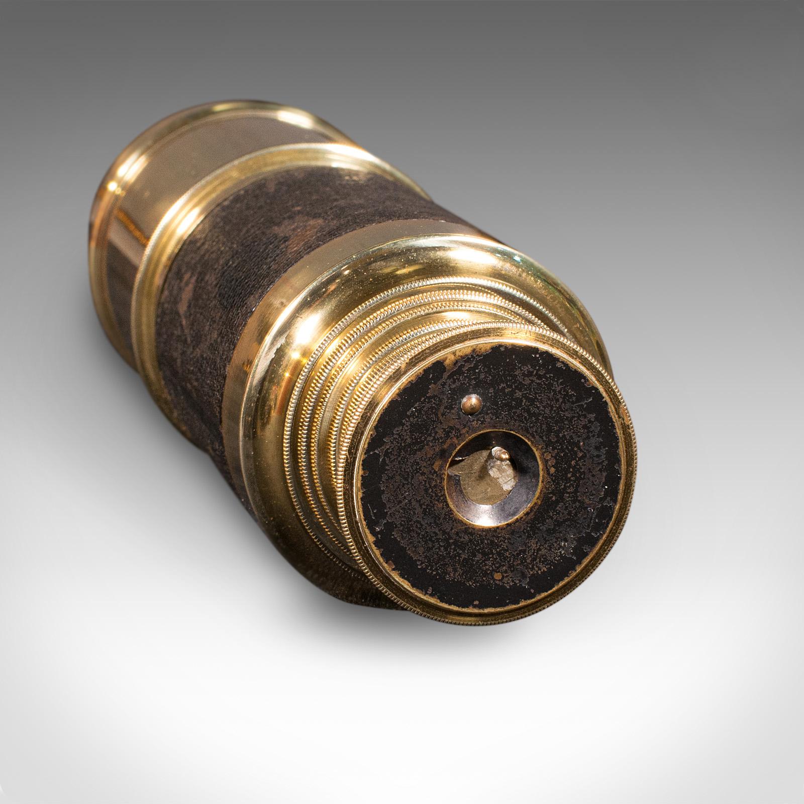 Télescope ancien, anglais, à 6 tiroirs, en laiton, en cuir, terrestre, victorien, 1860 en vente 2