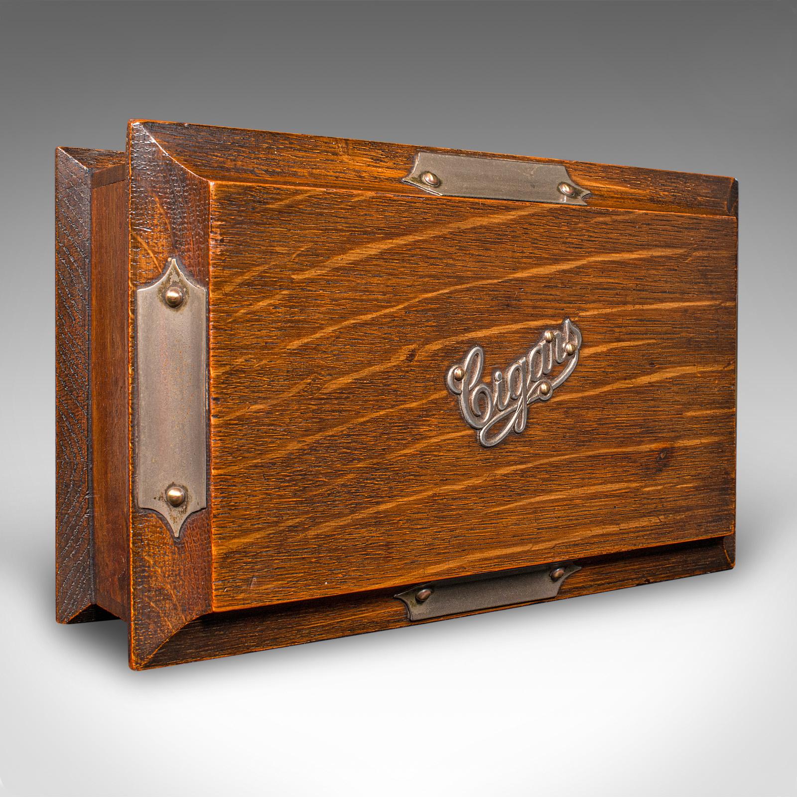 Antique Cigar Case, English, Oak, Cedar, Desktop Humidor, Edwardian, Circa 1910 For Sale 5