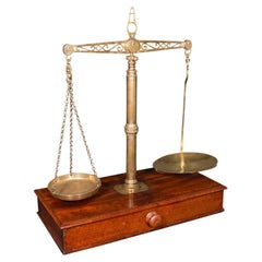 Plus de meubles et pièces de collection