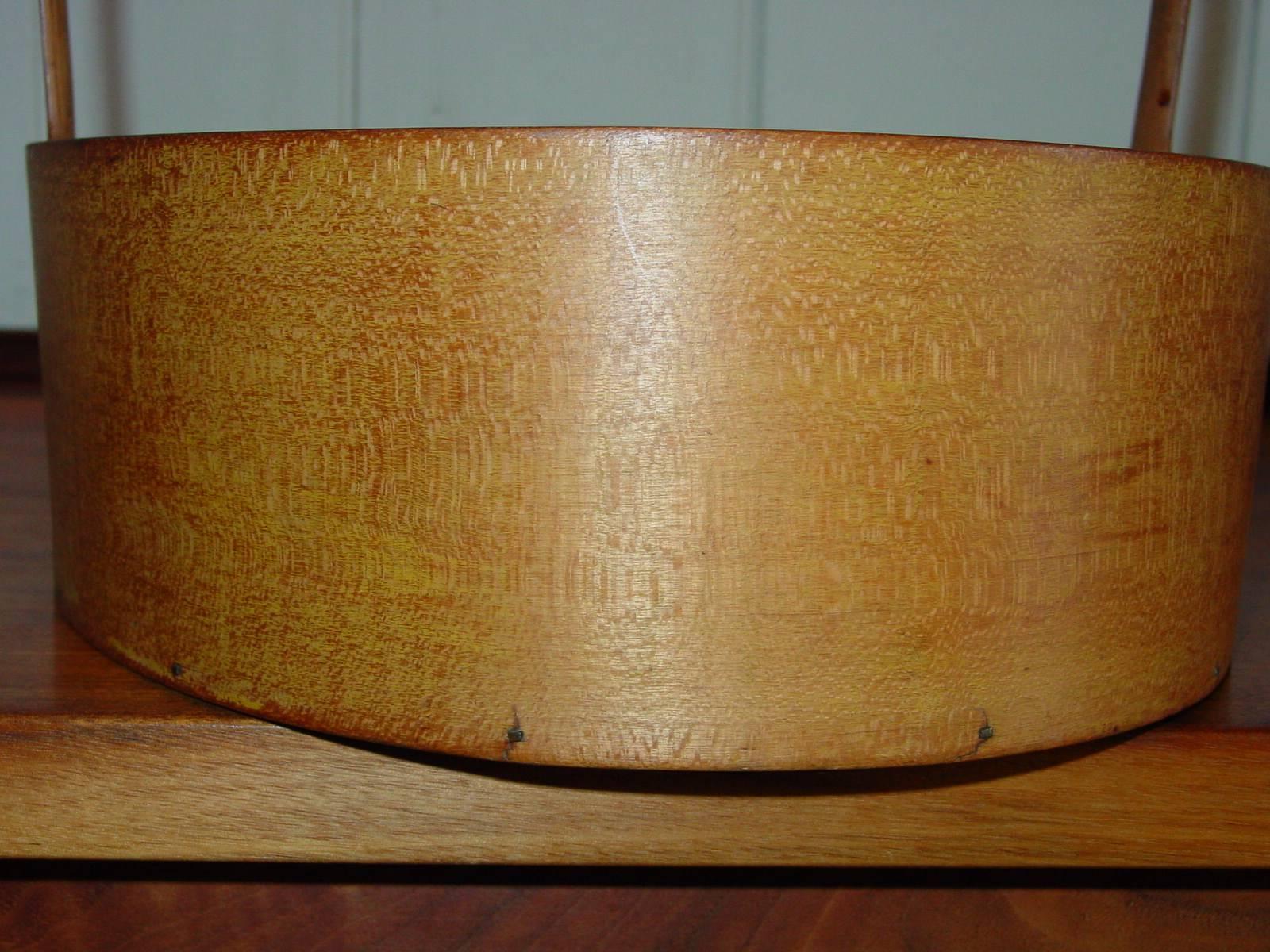 Mid-19th Century Large Shaker Maple and Pine Carrier with Yellow Wash For Sale