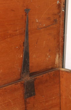 Cassettiera con piano rialzabile in stile country Chippendale dipinta di verde