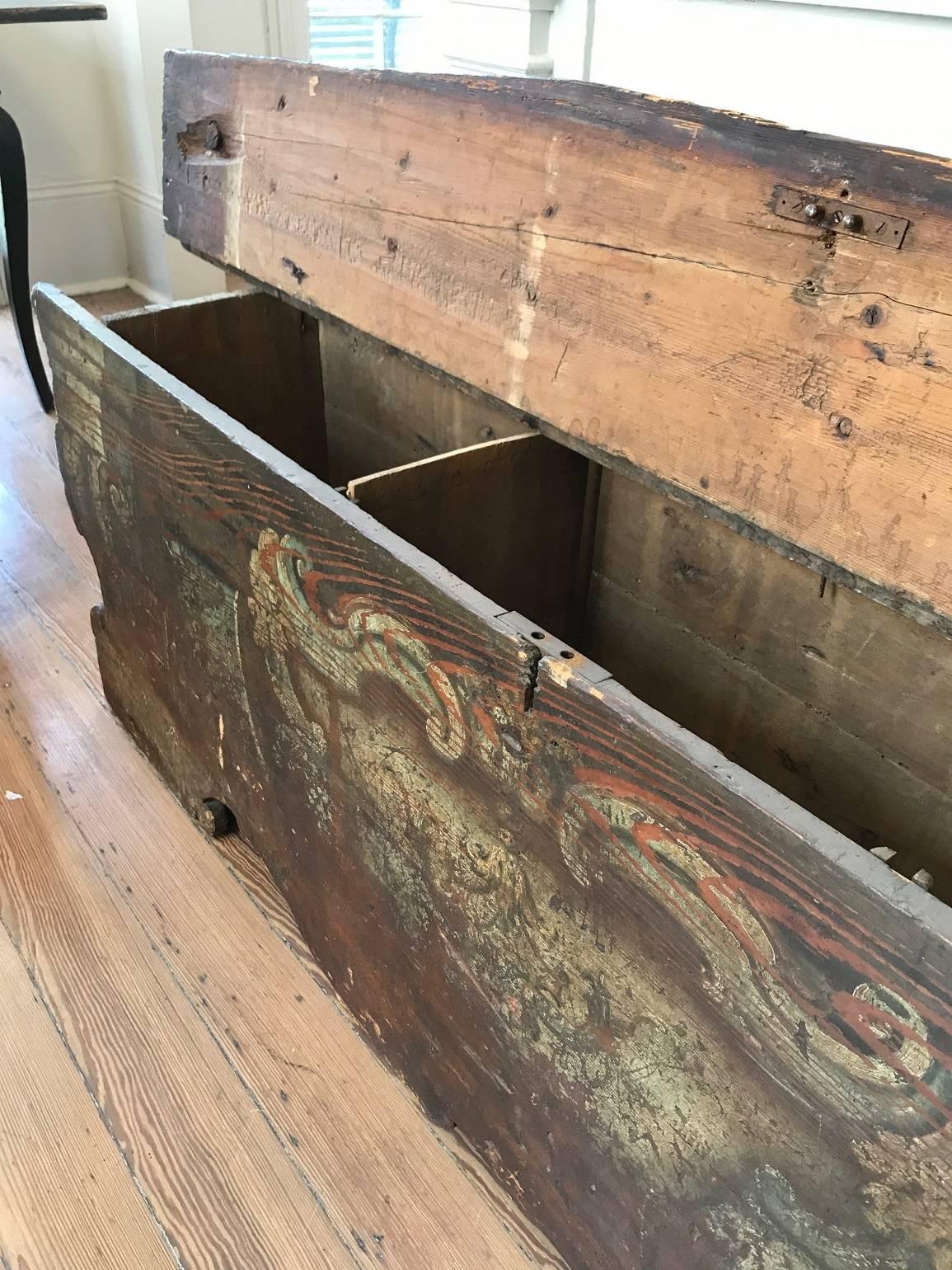 18th Century and Earlier 18th Century Italian Painted Storage Bench