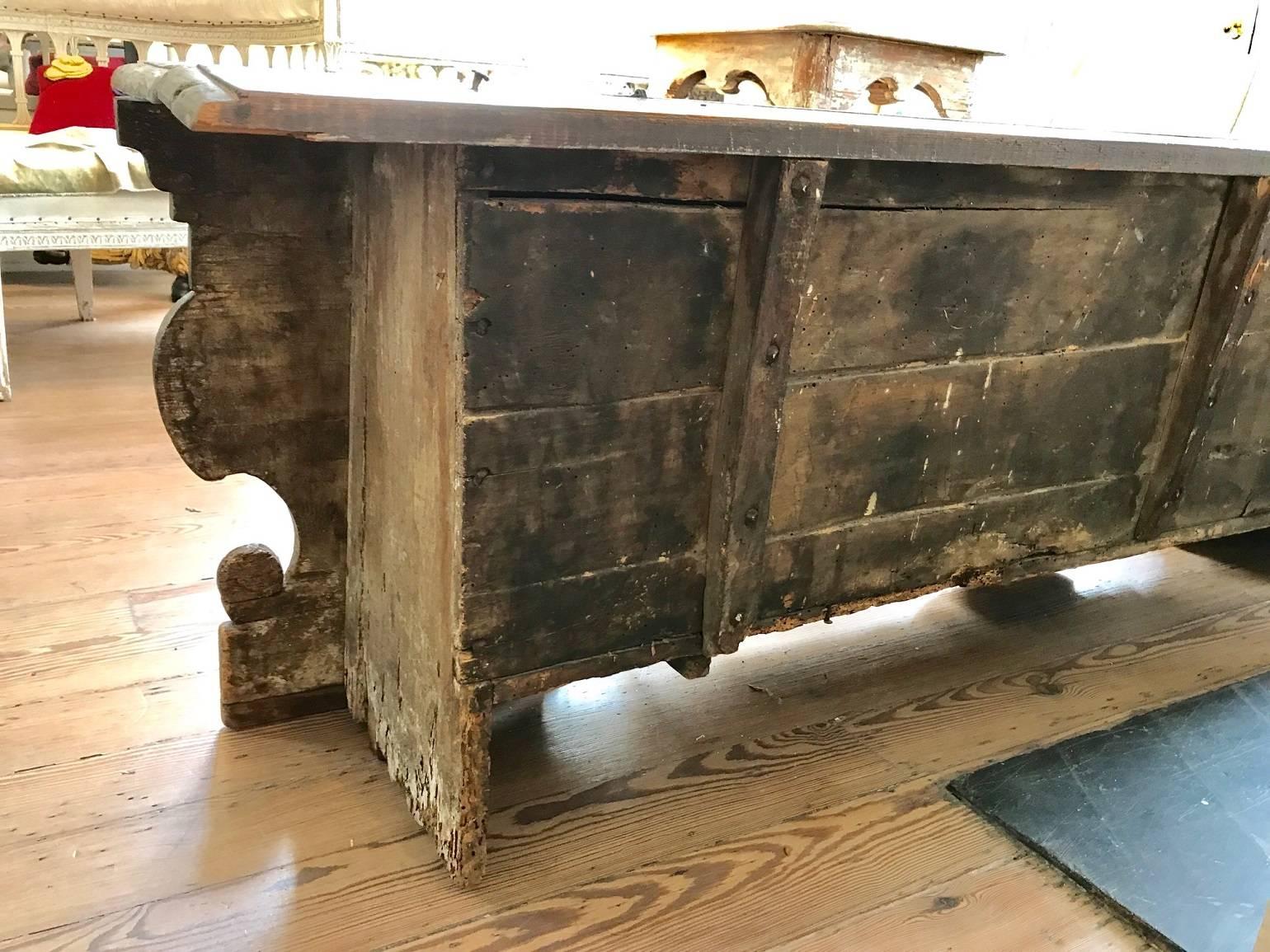 Wood 18th Century Italian Painted Storage Bench