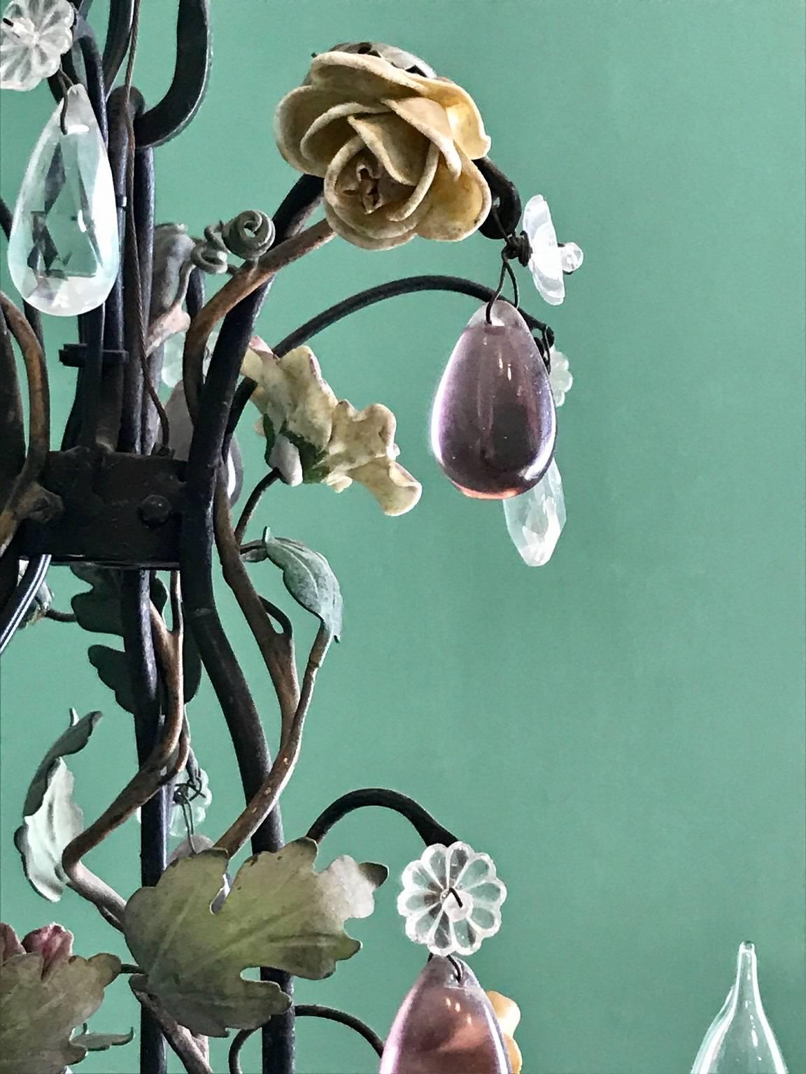 French Tole Chandelier with Porcelain Flowers, Mid-19th Century For Sale 1