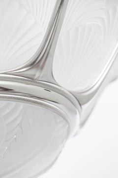 Plafonnier Lalique en cristal Ginkgo et nickel brossé