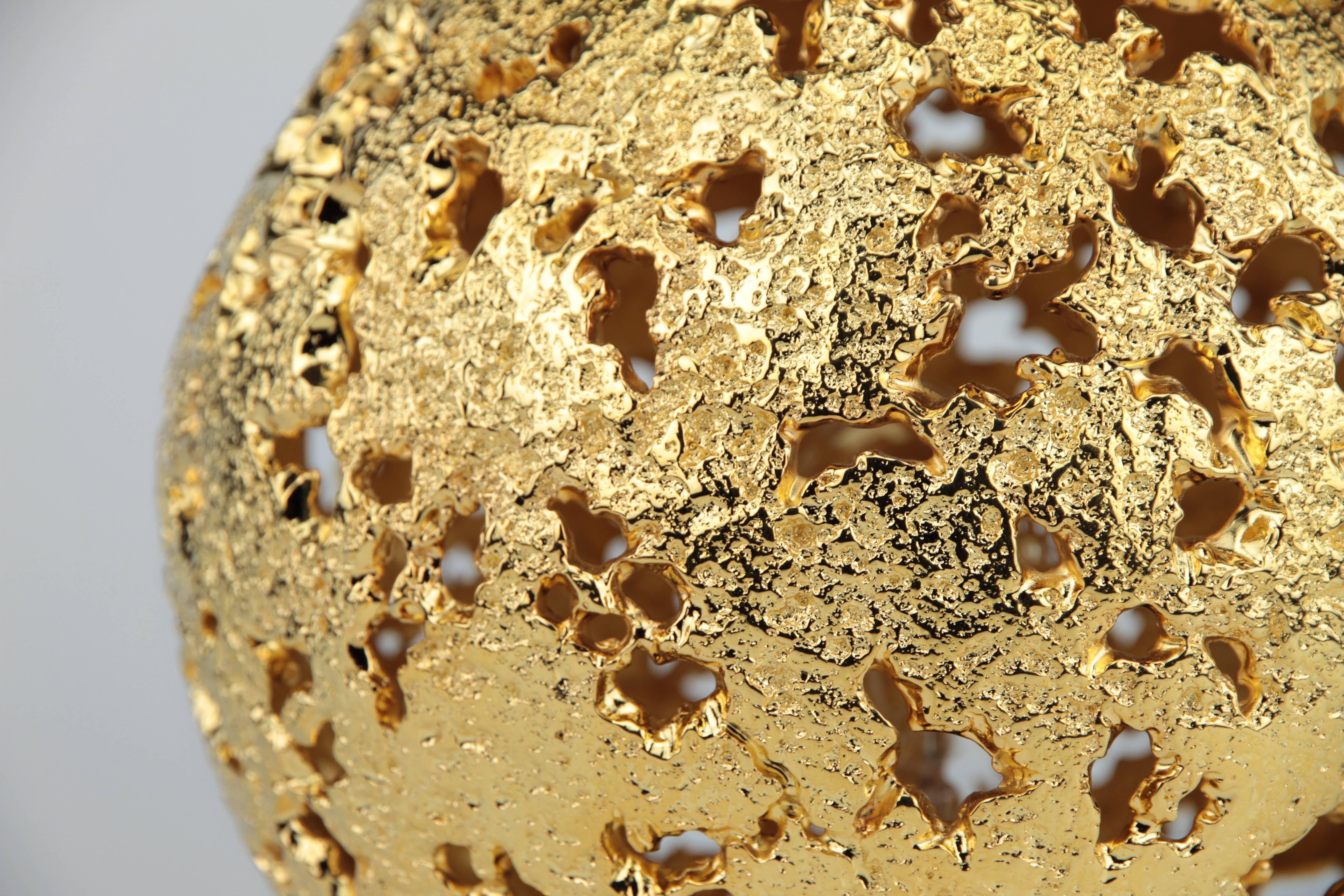 Hot Planet Table Lamp in 22K Gold and Cast Bronze by Christopher Kreiling In New Condition For Sale In Los Angeles, CA
