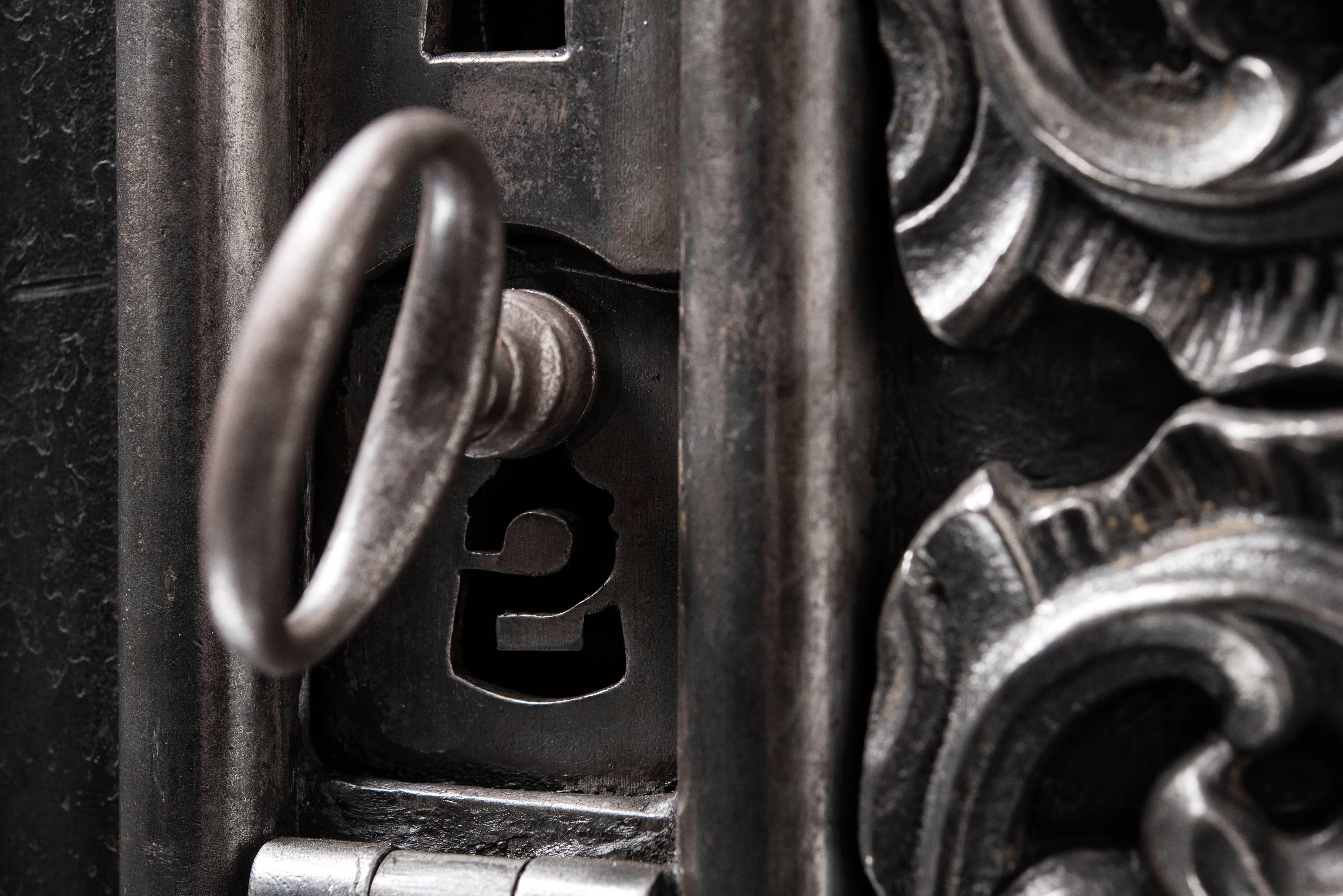 double door antique safe