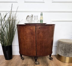 1930 Art Decó Italiano de Mediados de Siglo Madera y Espejo Mosaico Seco Bar Cabinet Cart