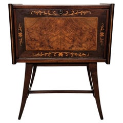 Mueble bar de cócteles italiano de estilo Art Déco de mediados de siglo, de los años 40, fabricado en madera chapada de nogal