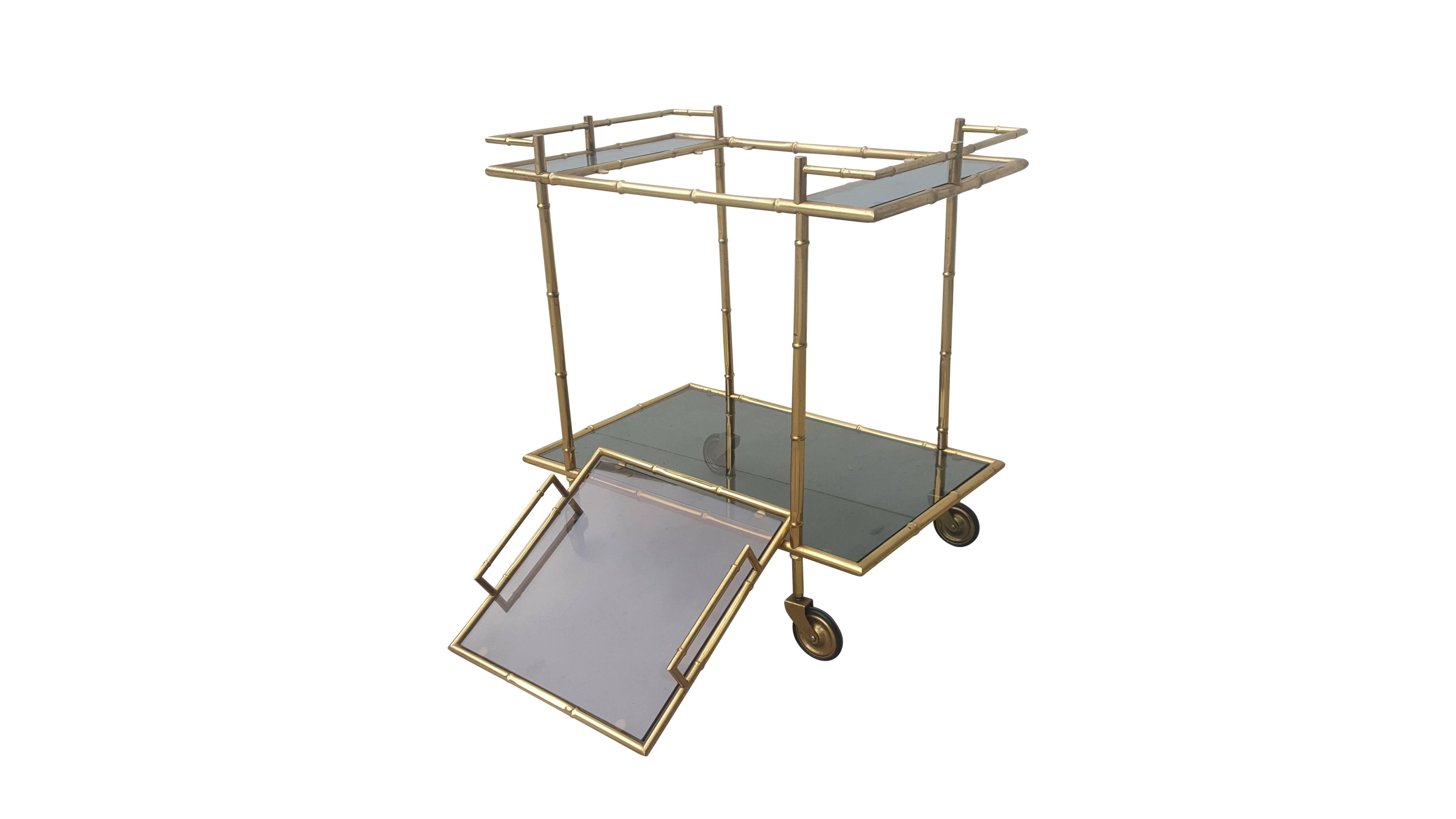 Hollywood Regency Faux Bambou Trolley Bar Cart in Bass For Sale