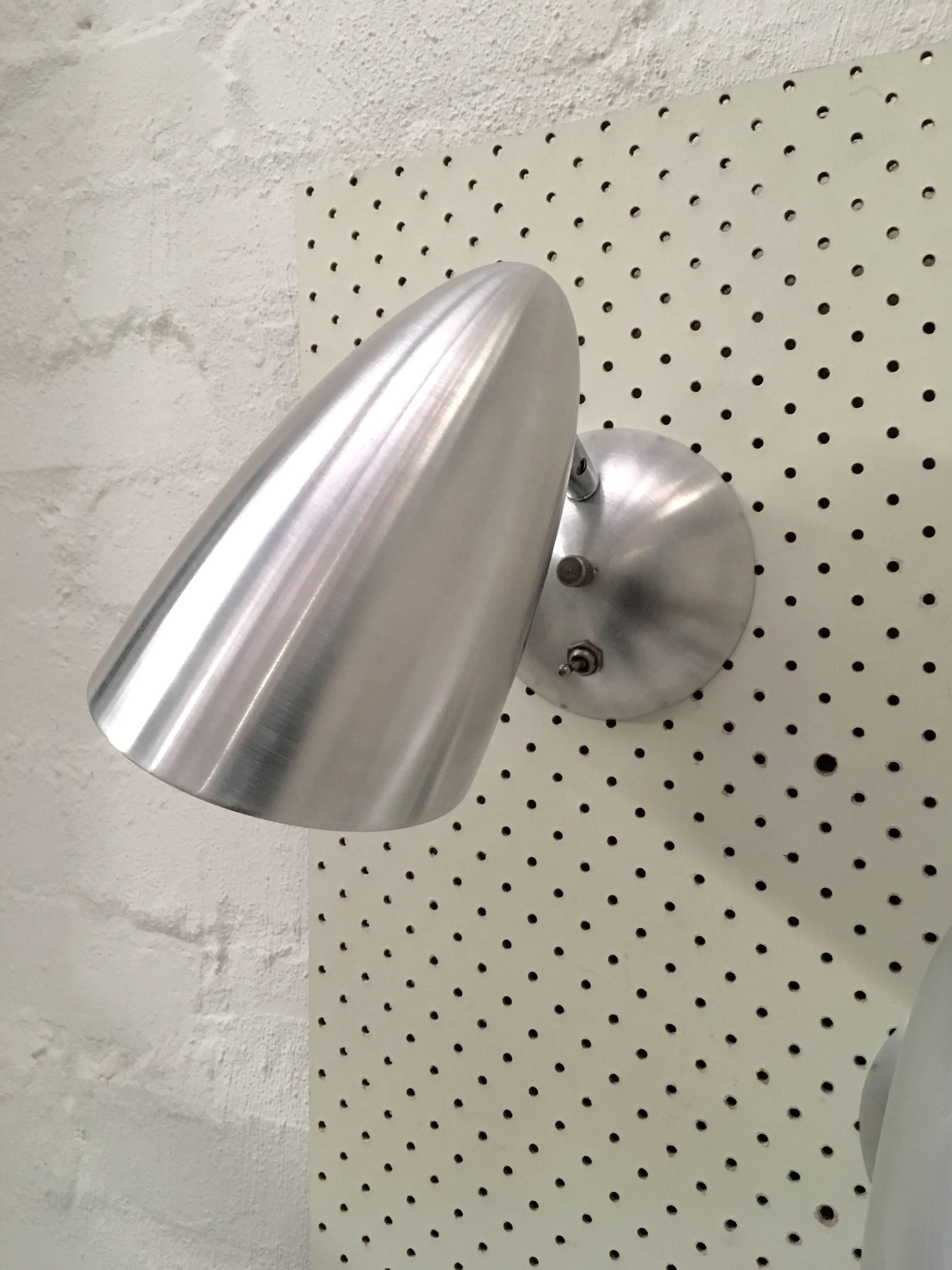 Australian Brown Evans and Co 'BECO' Wall Sconce Melbourne, 1950s
