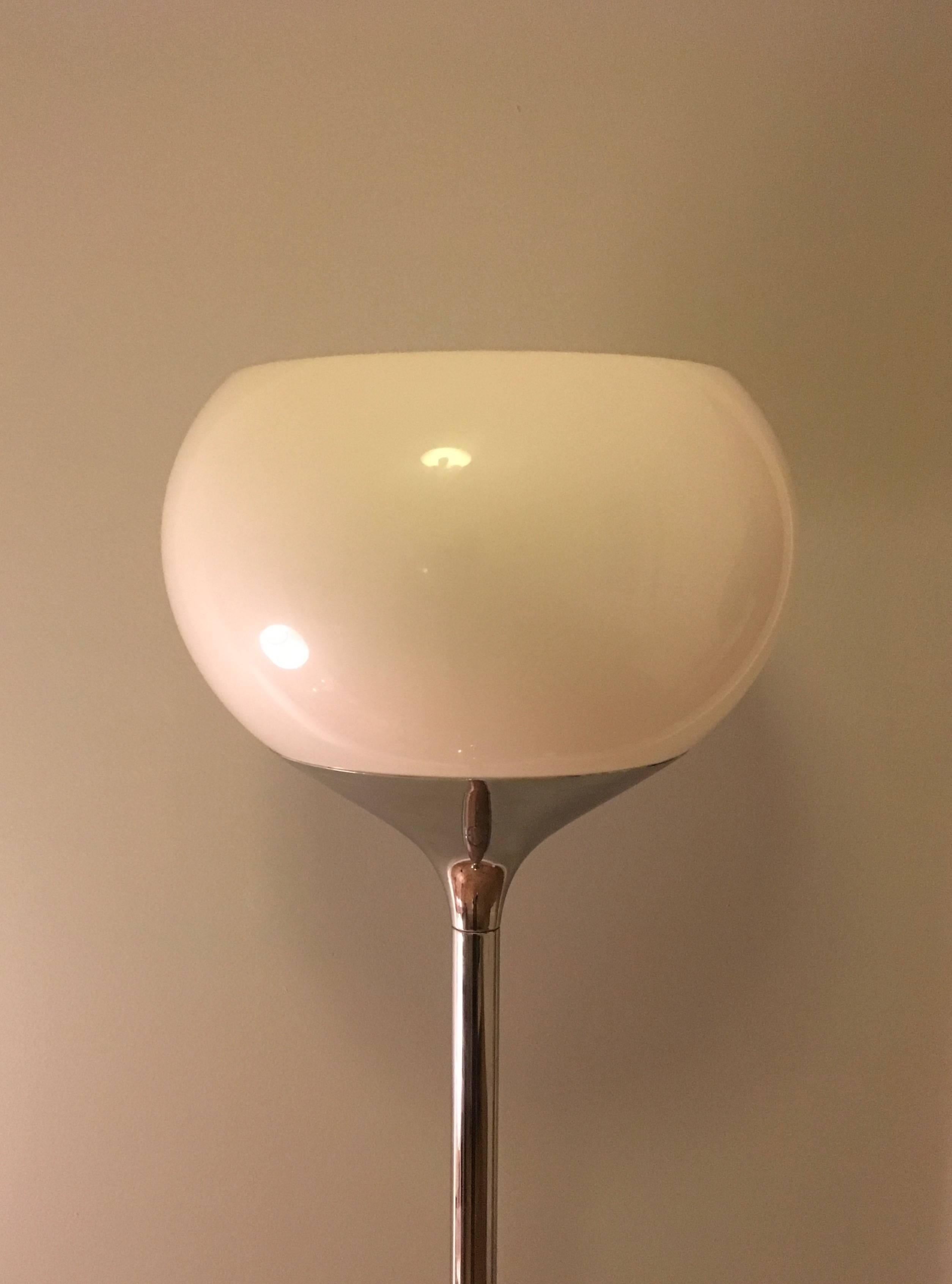 harvey guzzini table lamp